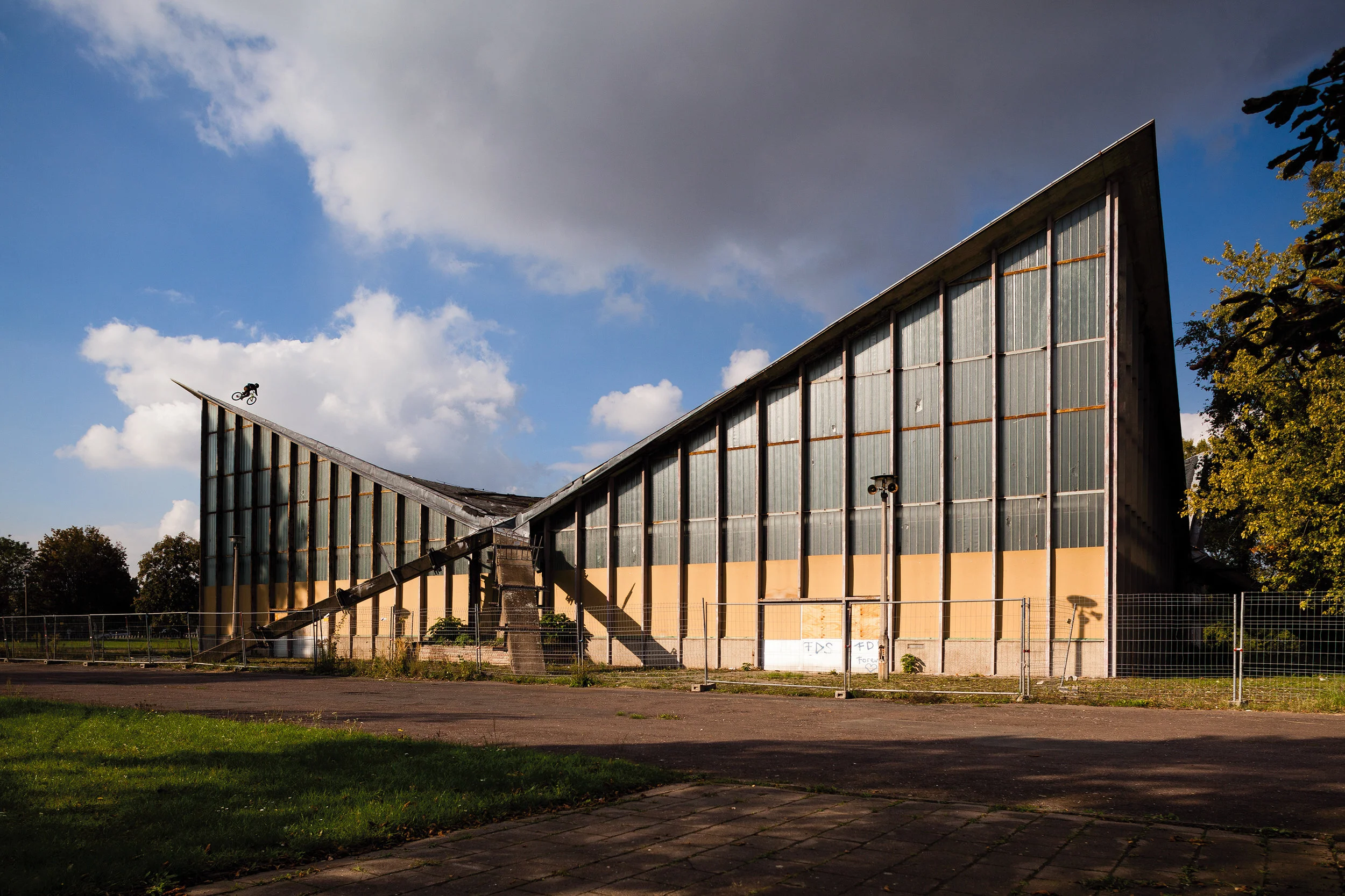 IMG_9296 fertig ohne fliegen 3000px.jpg