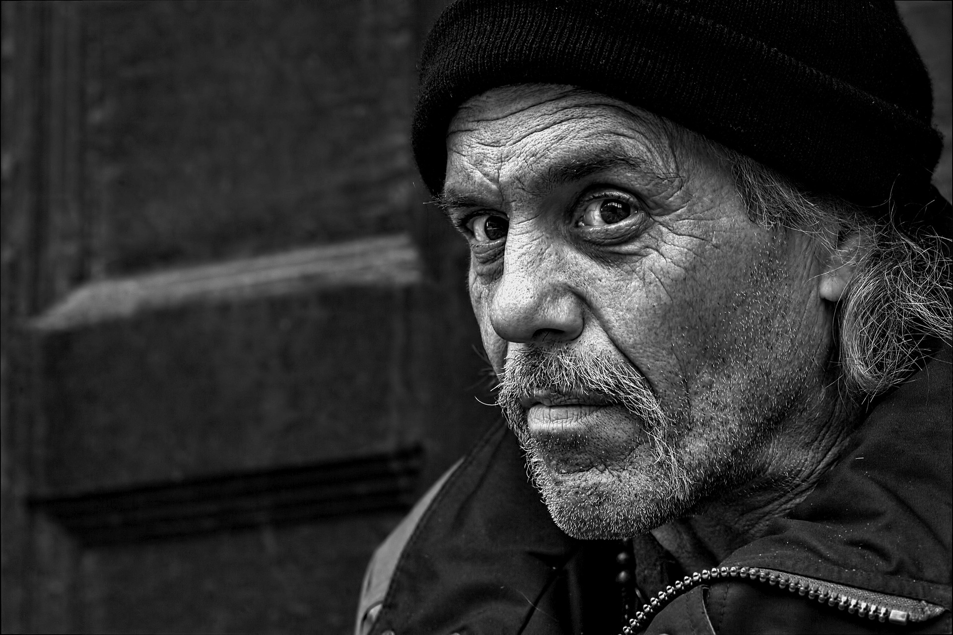 homeless-861899_1920.jpg