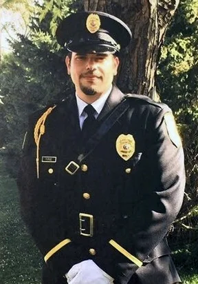 Joseph Parise , a Corrections Officer at Oak Park Heights state prison, lost his life in the ‘line of duty’ in September 2018. As a result of this tragedy, The Front Line Foundation expresses its deepest condolences to all family members. Thank you for your service Officer Parise!