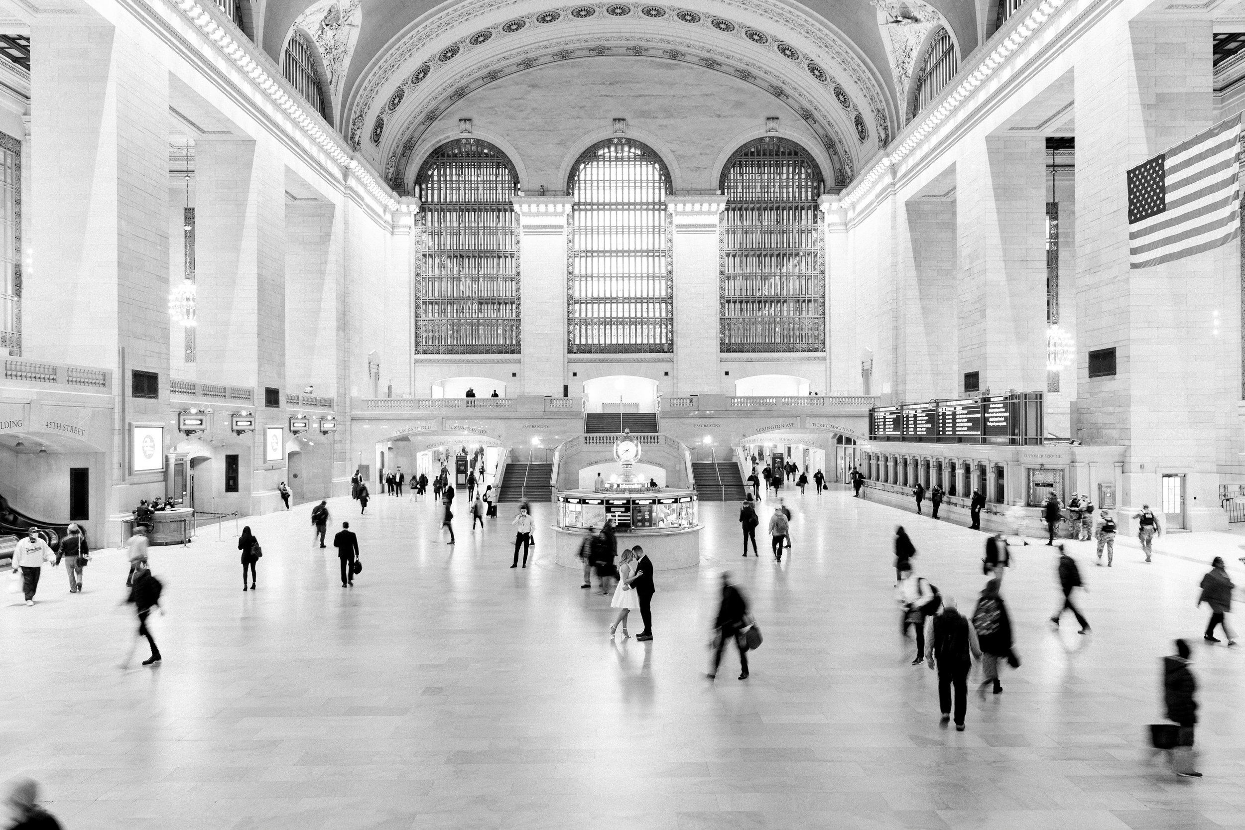 Grand Central Station Engagment Session_©VanessaTierneyPhotography_VTP_9337.jpg