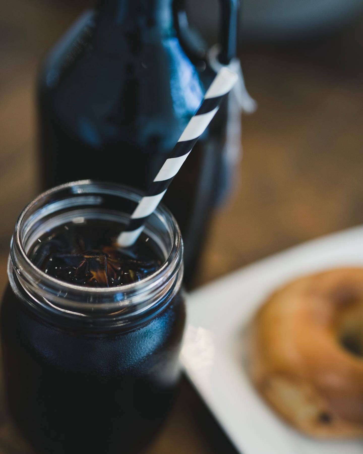 Still trying to adjust to Daylight Savings? Let us caffeinate you with our delicious cold brew! Best part, we&rsquo;ll deliver it straight to your door.

#coldbrew #coldbrewcoffee #coldbrews #coldbrewlatte #coldbrewedcoffee #coldbrewed #coldcoffee #c