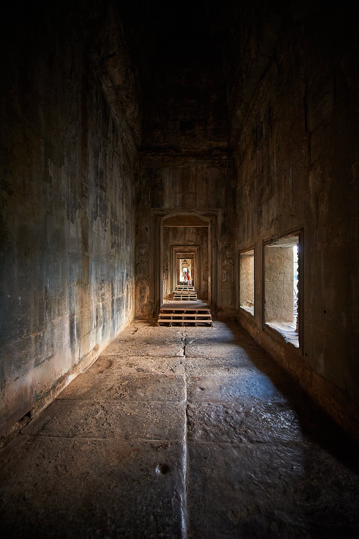 2012_April_13-Angkor Wat-0946.jpg
