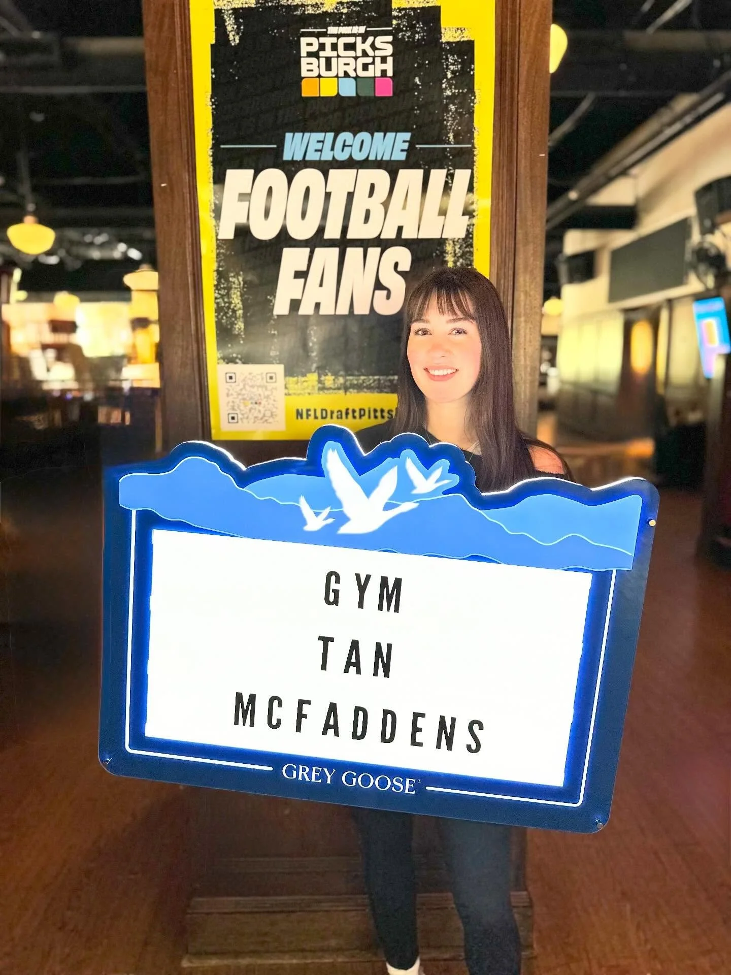 Today&rsquo;s To Do List:
Gym (optional)
Tan (optional)
McFadden&rsquo;s (NOT optional)
-
See yinz tonight! 
-
#mcfaddens #mcfaddyinz #mcfaddenspitt #djpaulyd #pittsburghdraftweekend