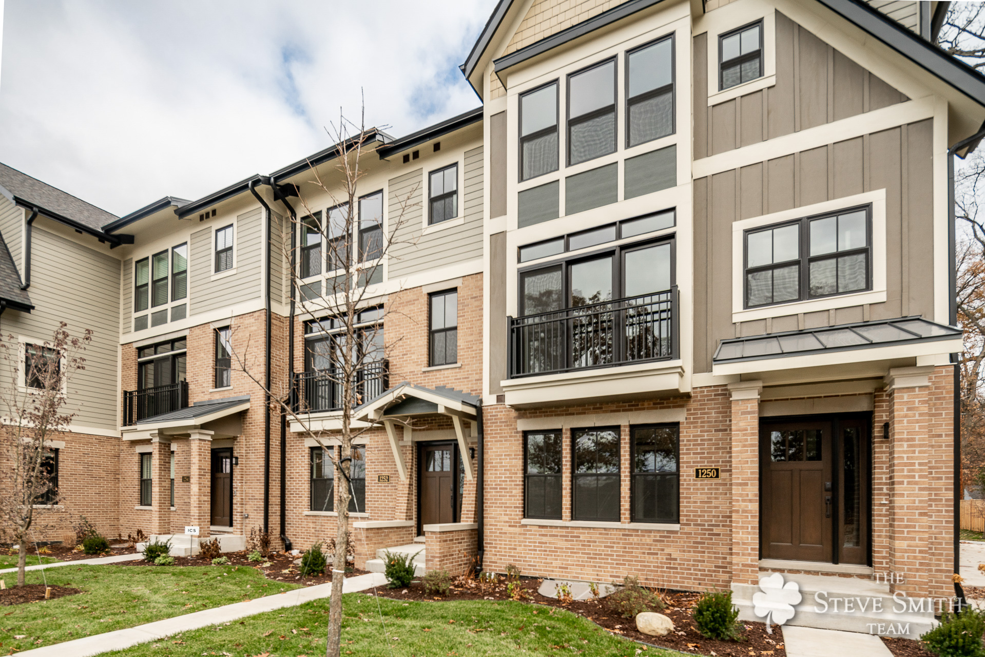 1 Elevation 1250 Twyckenham.jpg