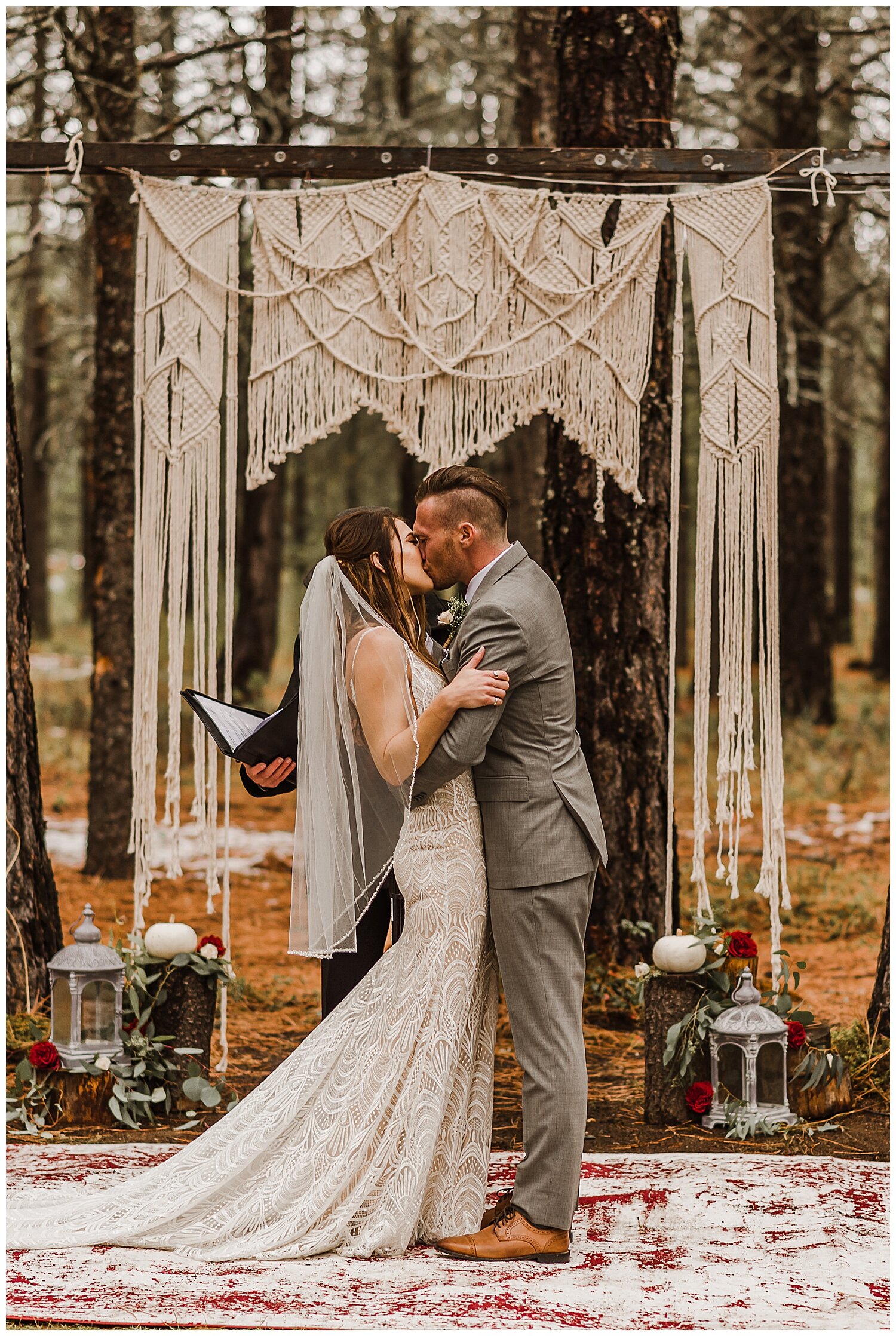 Spokane-Wedding-Photographer-Foxwood-House-Lembcke-Wedding_0069.jpg