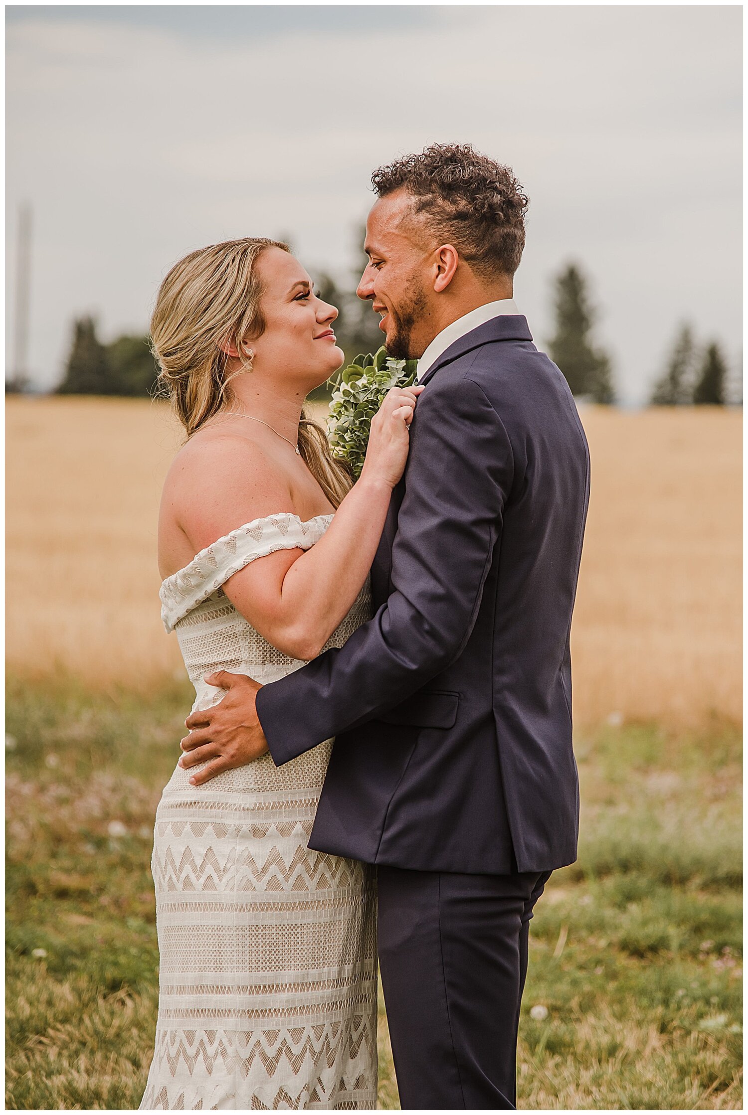 Spokane-Wedding-Photographer-Belles-On-The-Bluff_0011.jpg
