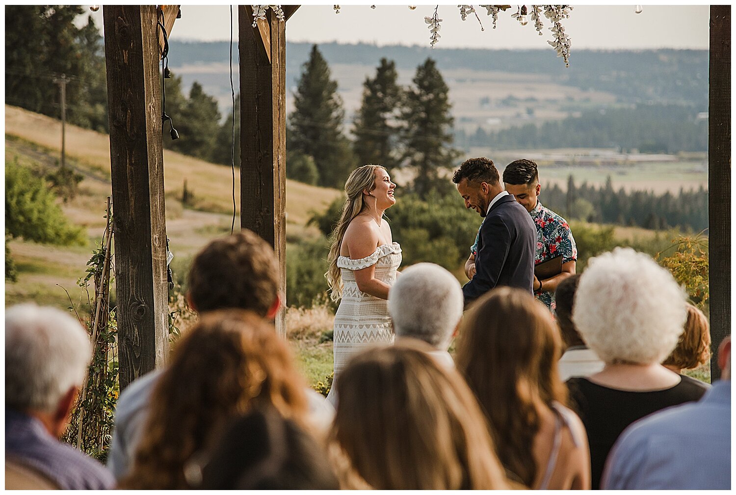 Spokane-Wedding-Photographer-Belles-On-The-Bluff_0035.jpg