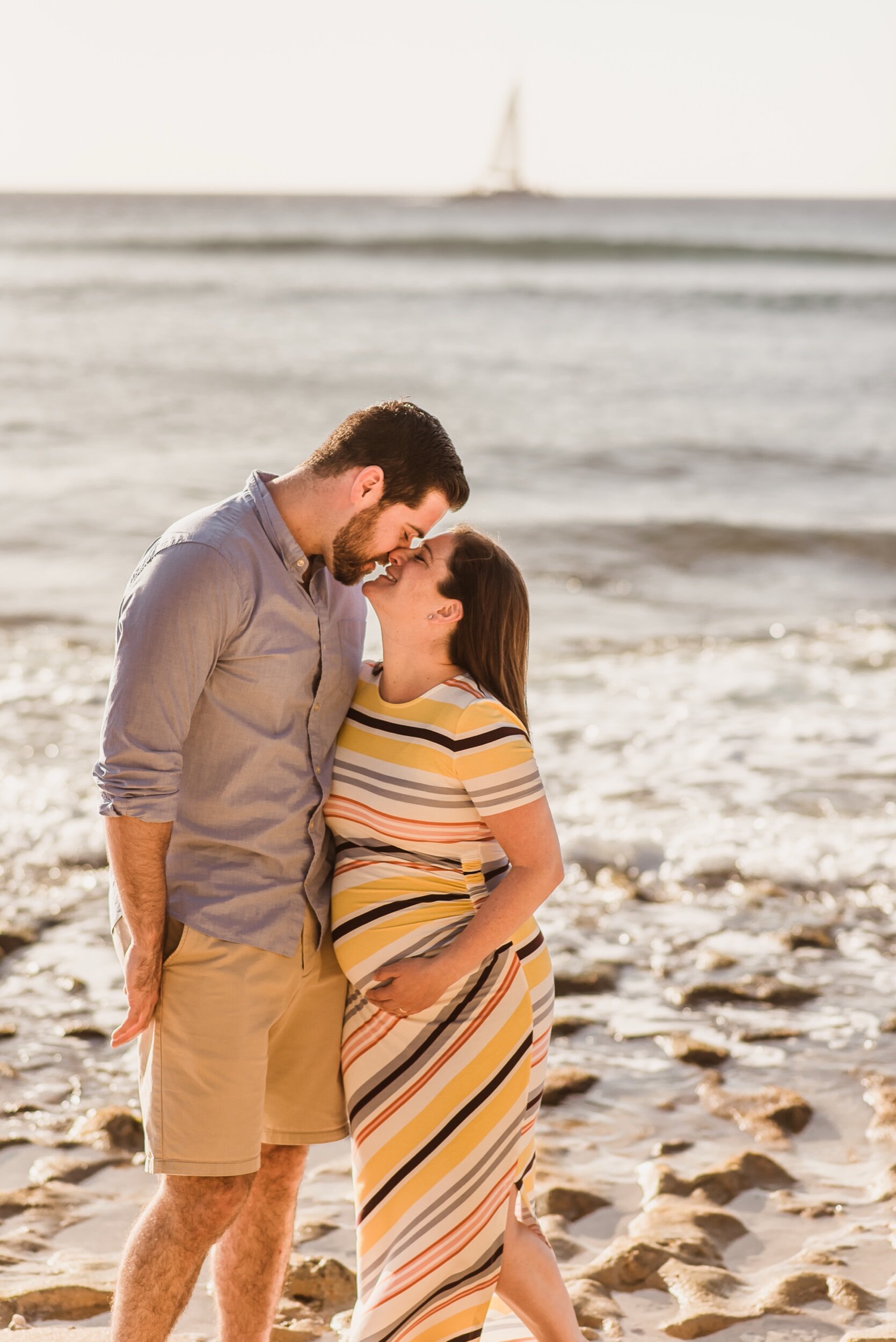 Maui-Maternity-Photographer-Kaanapali-Beach-Bailey-Riley-Photo-6.jpeg