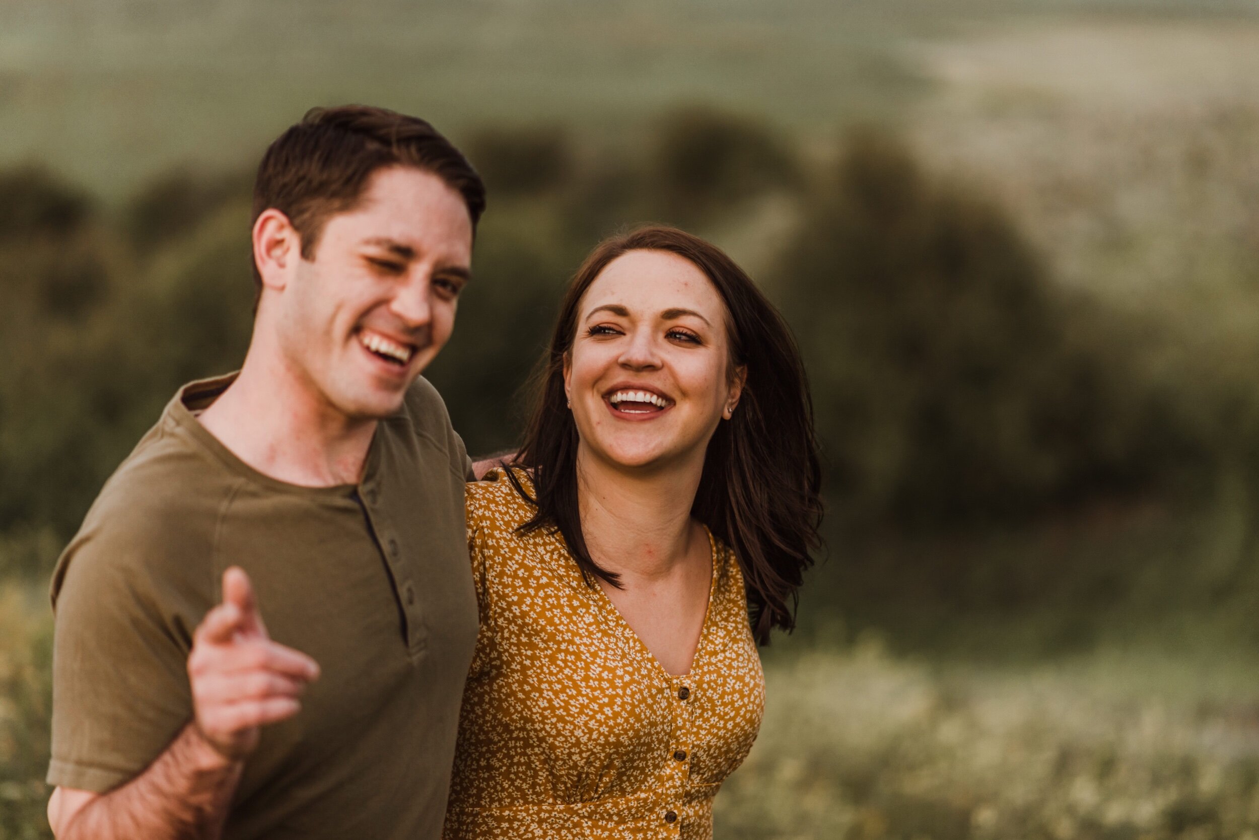 Spokane-Wedding-Photographer-Bailey-Riley-Photo-Kaelyn-Ragan-Golden-Hour-Engagement-Session-10.jpeg