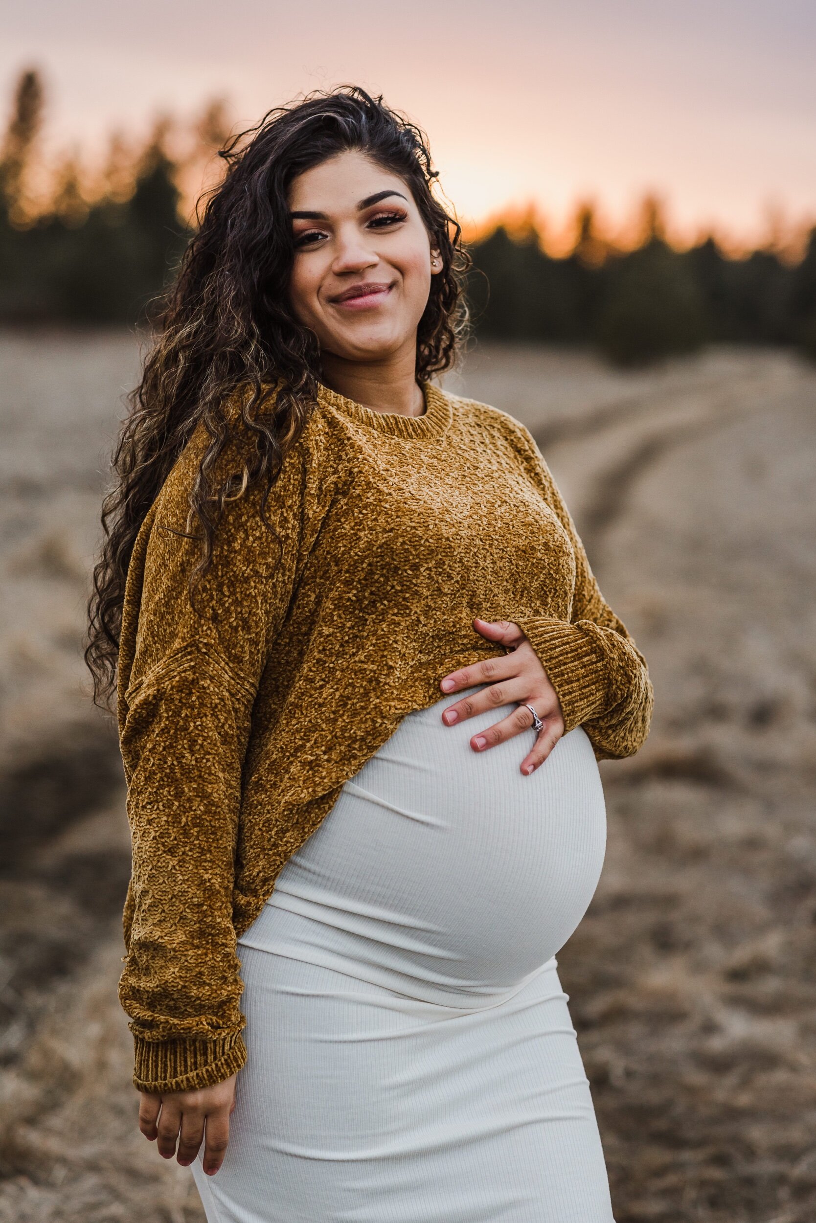 Spokane - Maternity Photographer - BaileyRileyPhoto - T + R-6.jpeg
