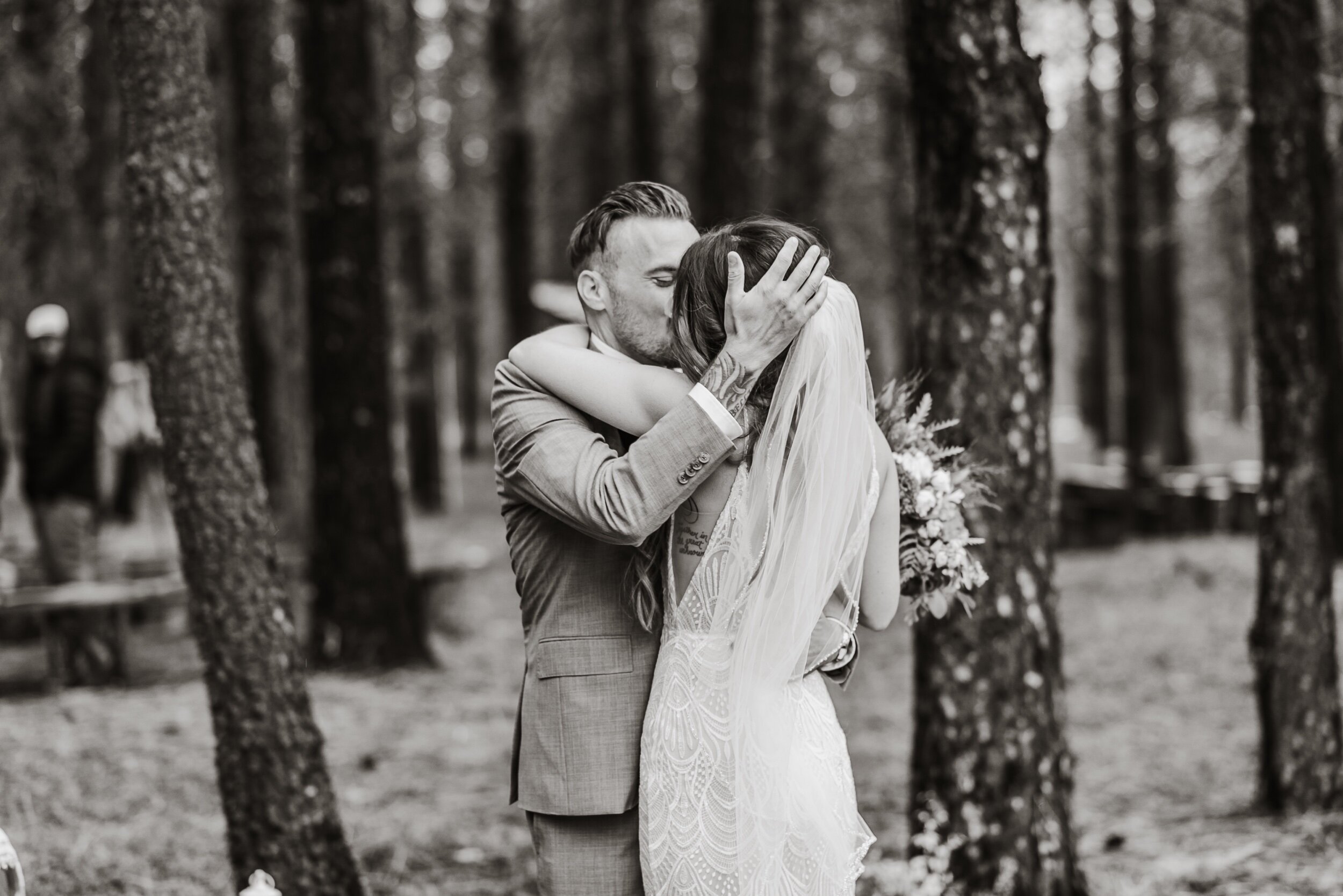 Spokane Wedding Photographer - Bailey Riley Photo - Foxwood House - Jennifer + Shawn Lembcke-22.jpeg