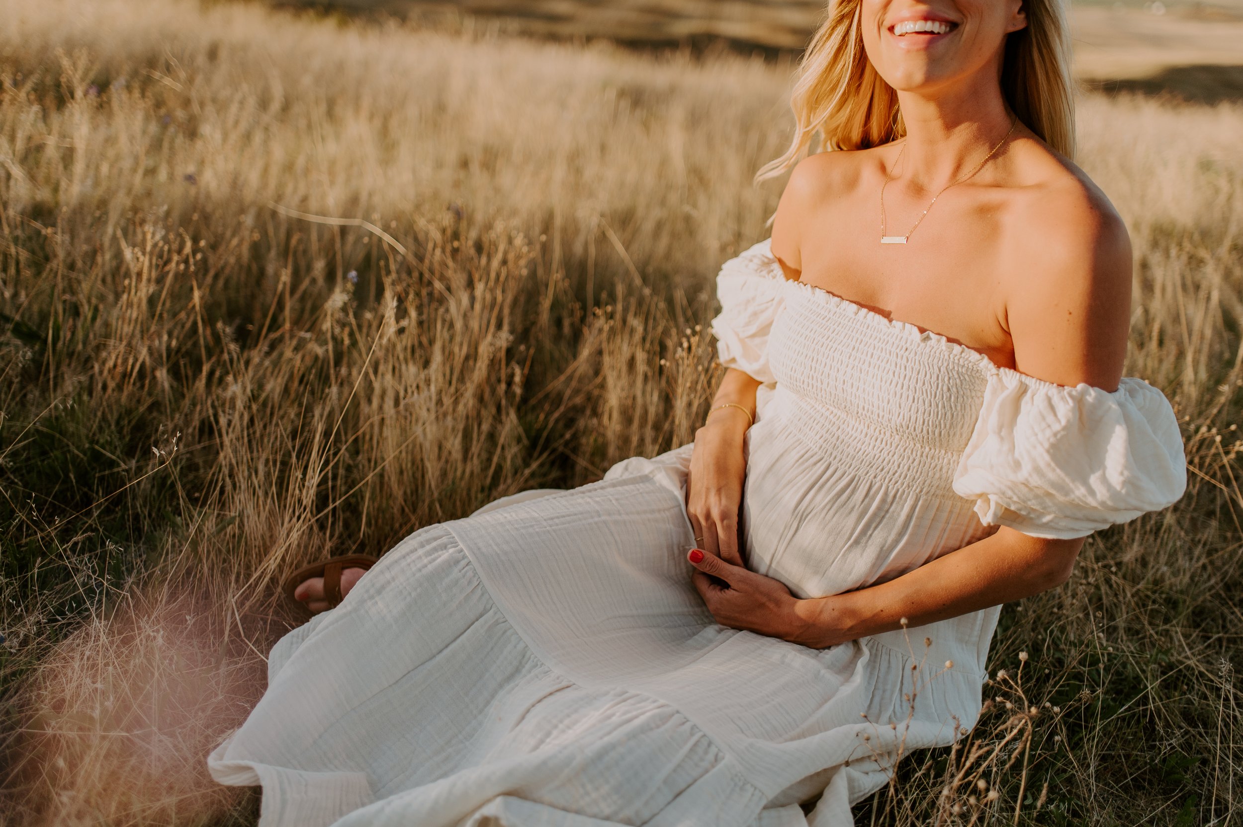 PNW-Maternity-Photographer-Bailey-Riley-Photo-1.JPG