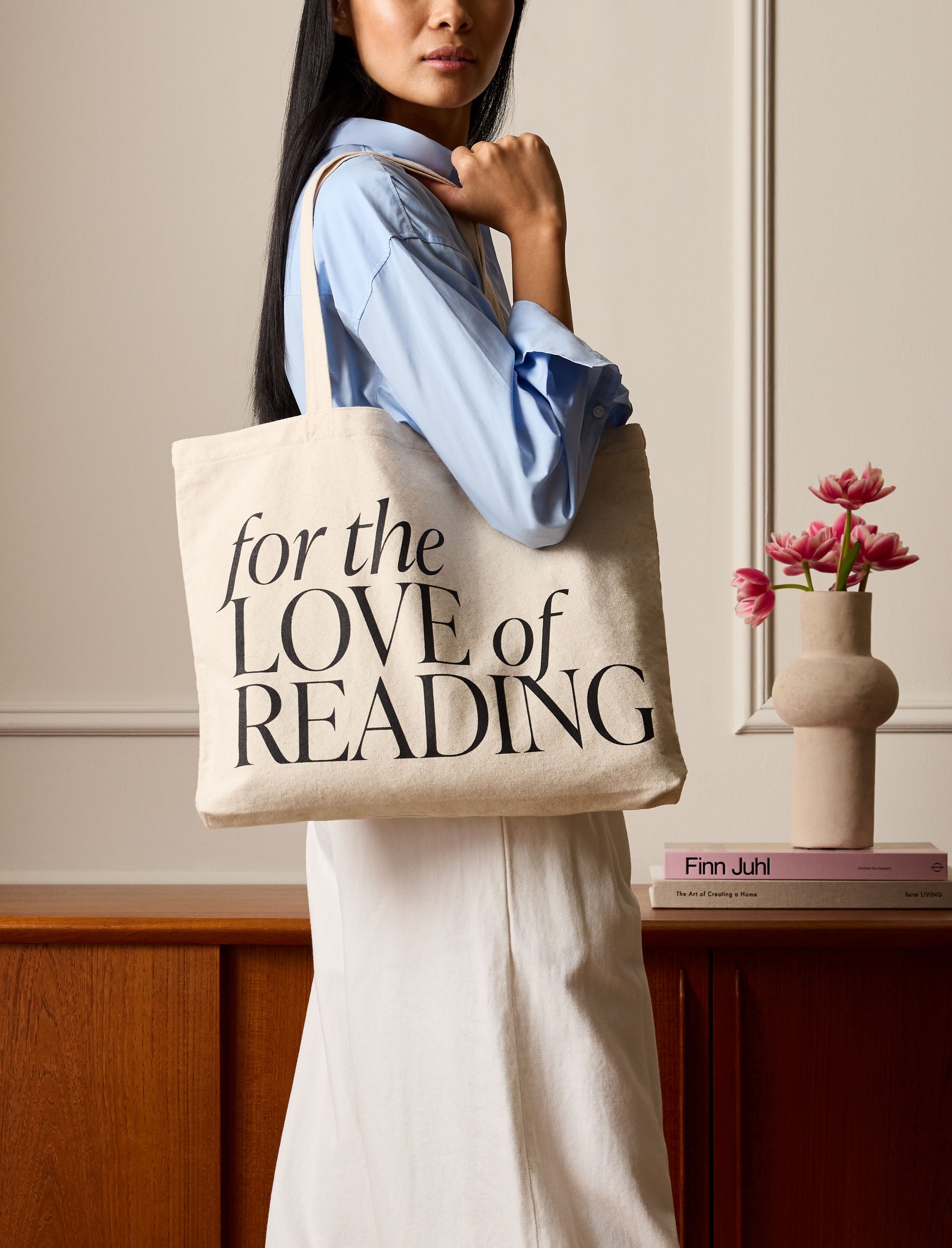 FY26_Q1_SP_SUM_2025_ILOE_Tote copy.jpg