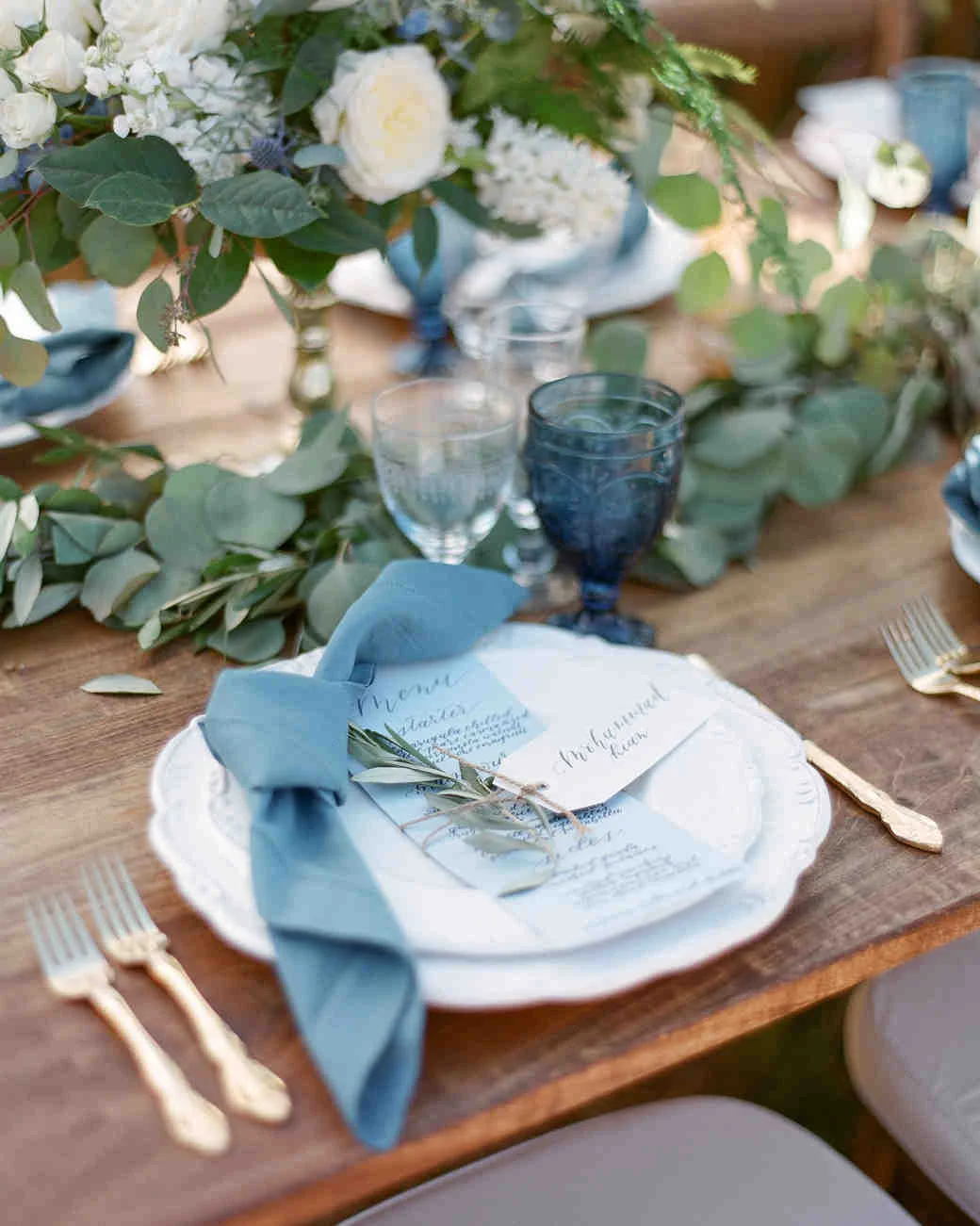 wedding-plates-dishes-samantha-kirk-0817_vert.jpg