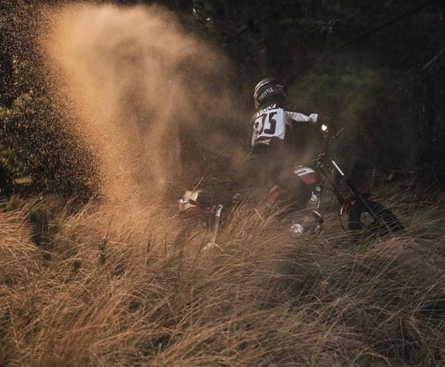When it rains... #TLDirt

Rider @katieabdilla 
Photo @jimrobinsonphoto