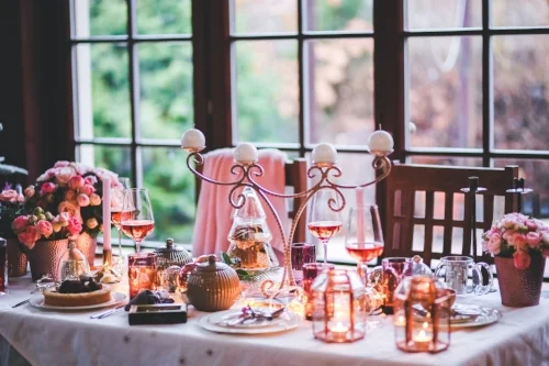 Dining room decor.jpg