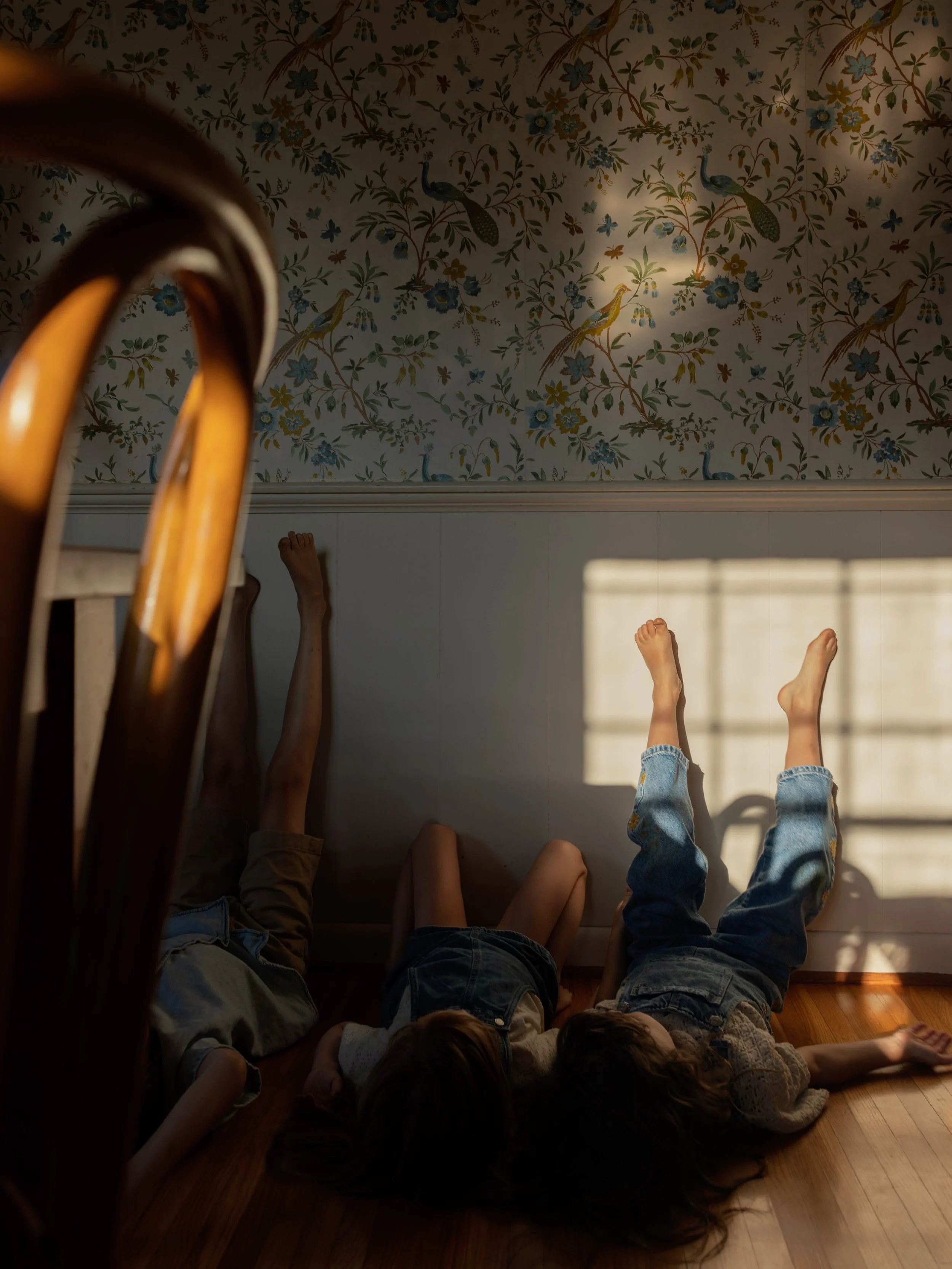 Some family sessions leave you inspired creatively. Some leave you emotionally cracked open in the best way&hellip; This one did both for me.

Being invited into a family&rsquo;s home is something I will never take lightly. There&rsquo;s no performan