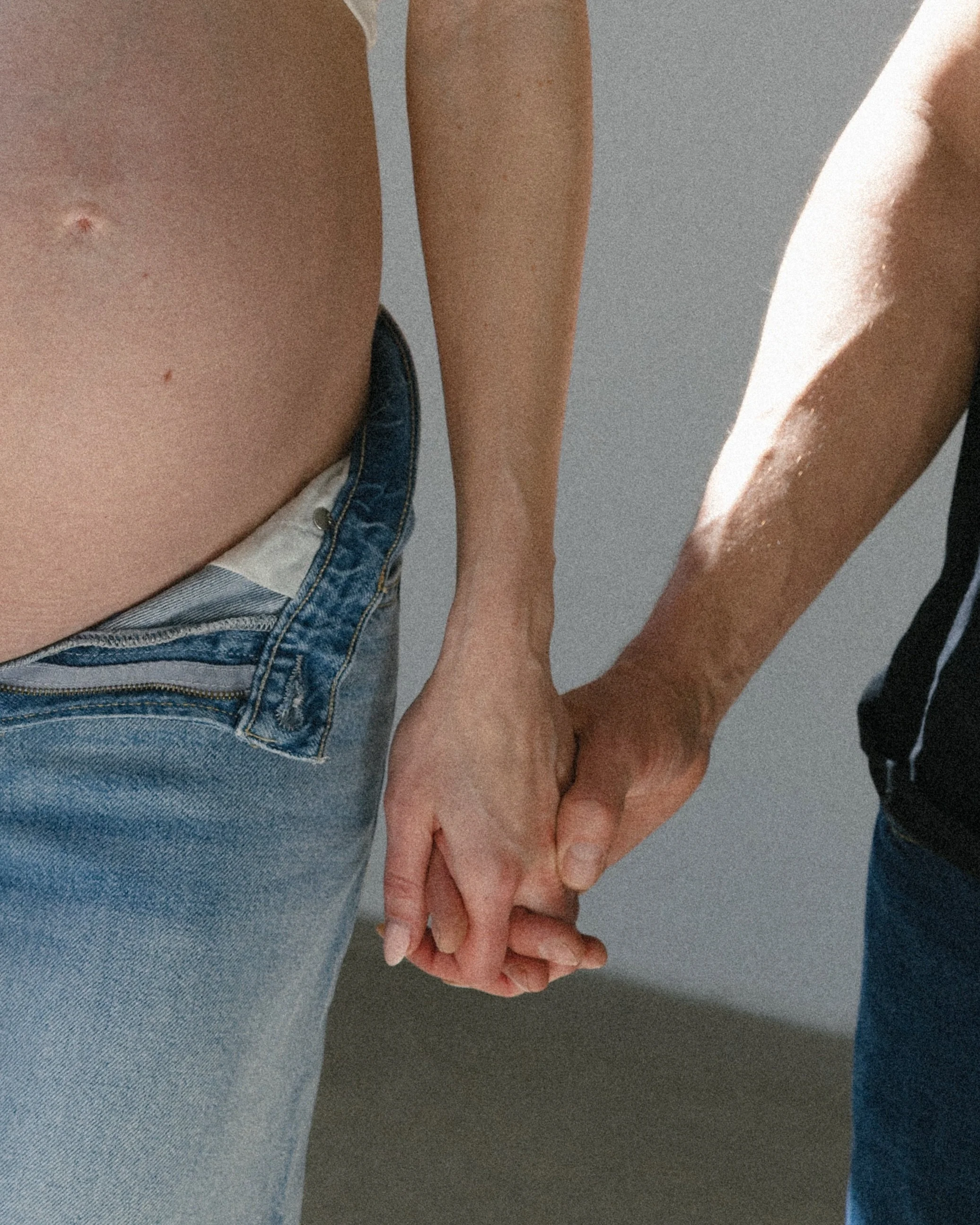 maternity magic with these beautiful humans.✨

congratulations Julia + Brian on your new tiny human. i am so happy for you both and so lucky i got to capture this incredible moment in your lives.

MUA // the amazing @paulmarianibeauty