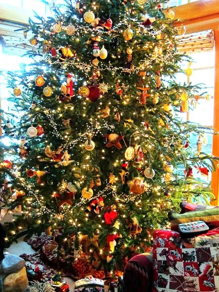 A House Filled With Christmas