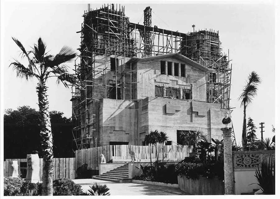 Construction of Hearst Castle