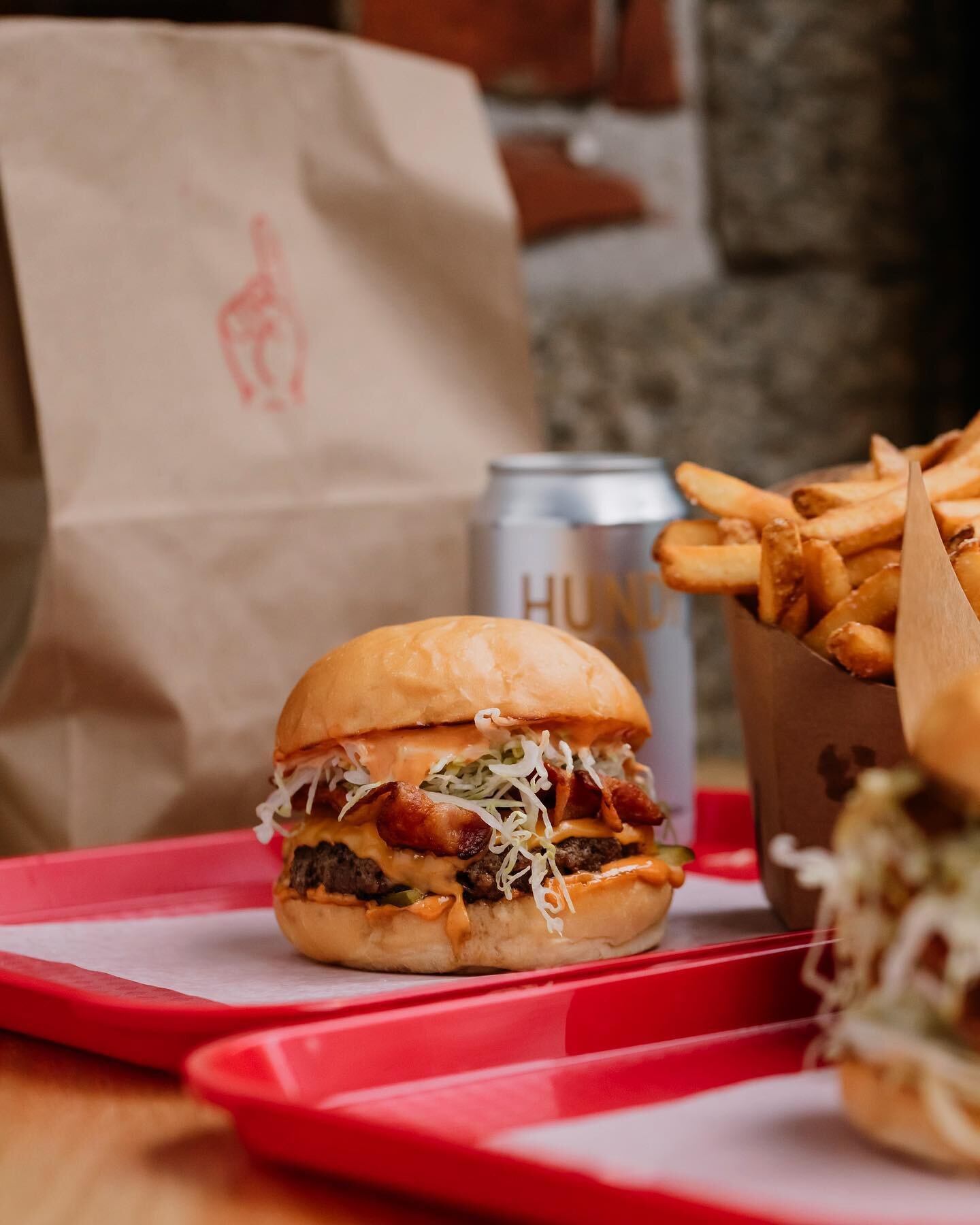 take out till late! #hundy #hundyburger
&bull;
&bull;
&bull;
&bull;
&bull;
#artofplating #gastropost #vancity
#cheflife #westcoast #beautifulbc #vancouverfood #staffcanteen #food #kitchen #yvr #vancouverisawesome #restaurantdesign #foodphotography #f