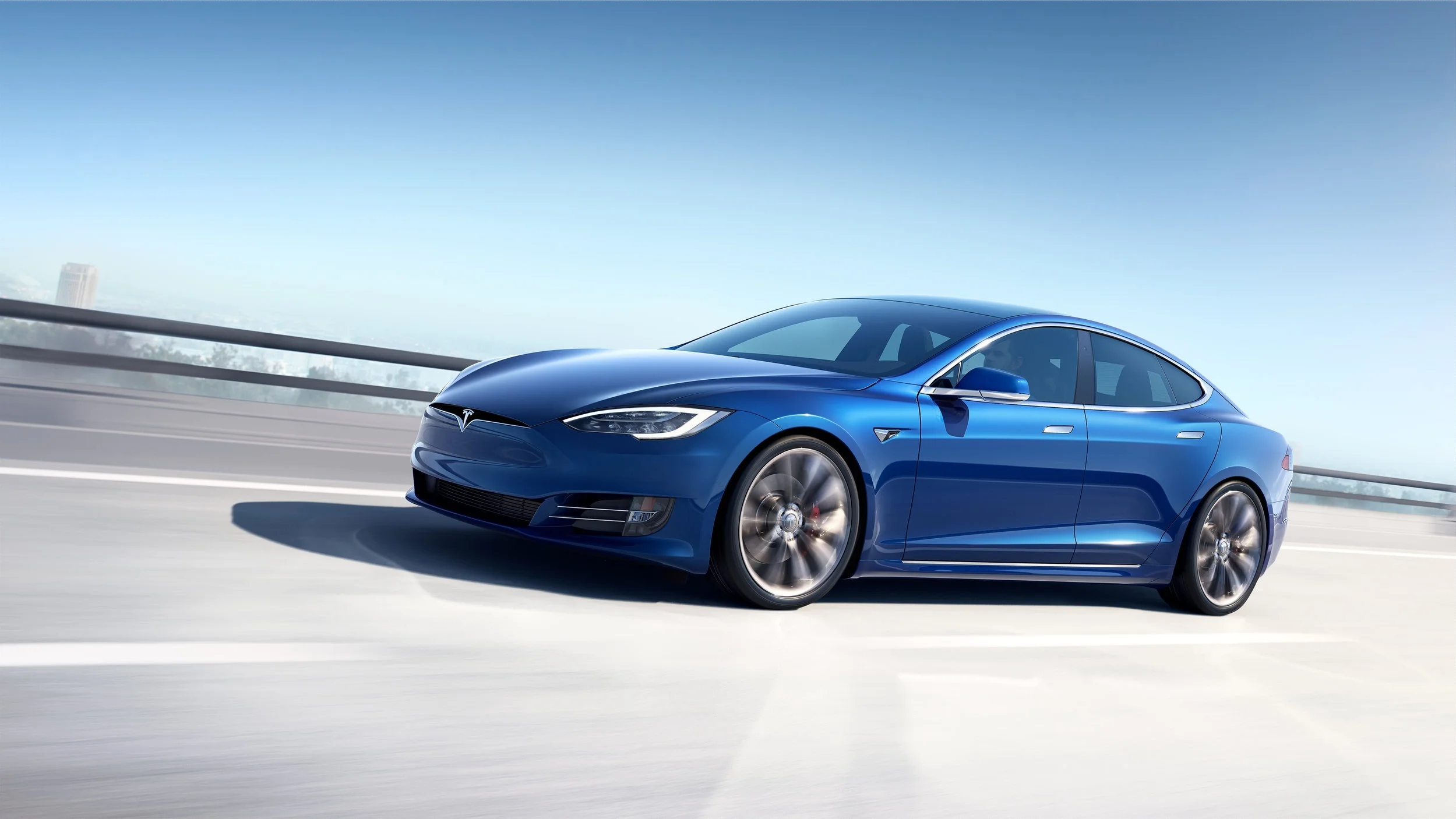 TESLA_S_00_City_Highres_RGB_Wide_170808_CS.jpg