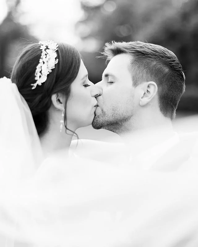 One of the fun things I got to do during my hiatus from social media was second-shoot a wedding with an incredible photographer and dear friend of mine @ashlensydneyphoto!!! She actually shot our wedding and I STILL get compliments on the photos! I a
