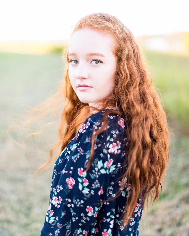 One of my favorite pictures from Kate&rsquo;s senior session last year!! Even though her face is serious, I see a freedom and boldness behind it that gives me chills. And don&rsquo;t even get me started on her hair😍
