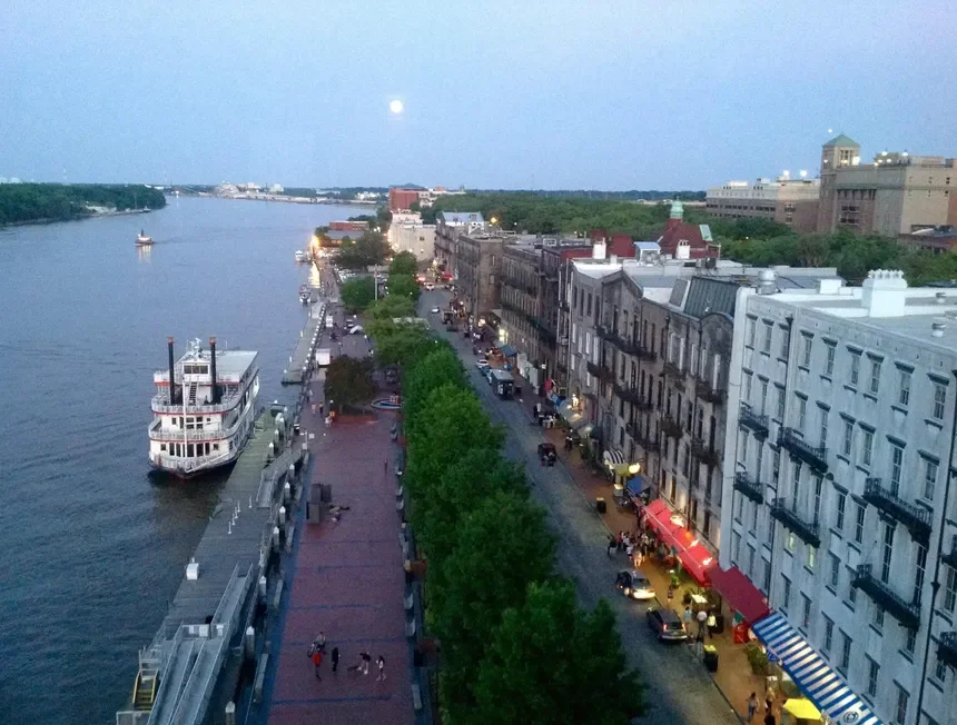 hyatt-regency-savannah.webp