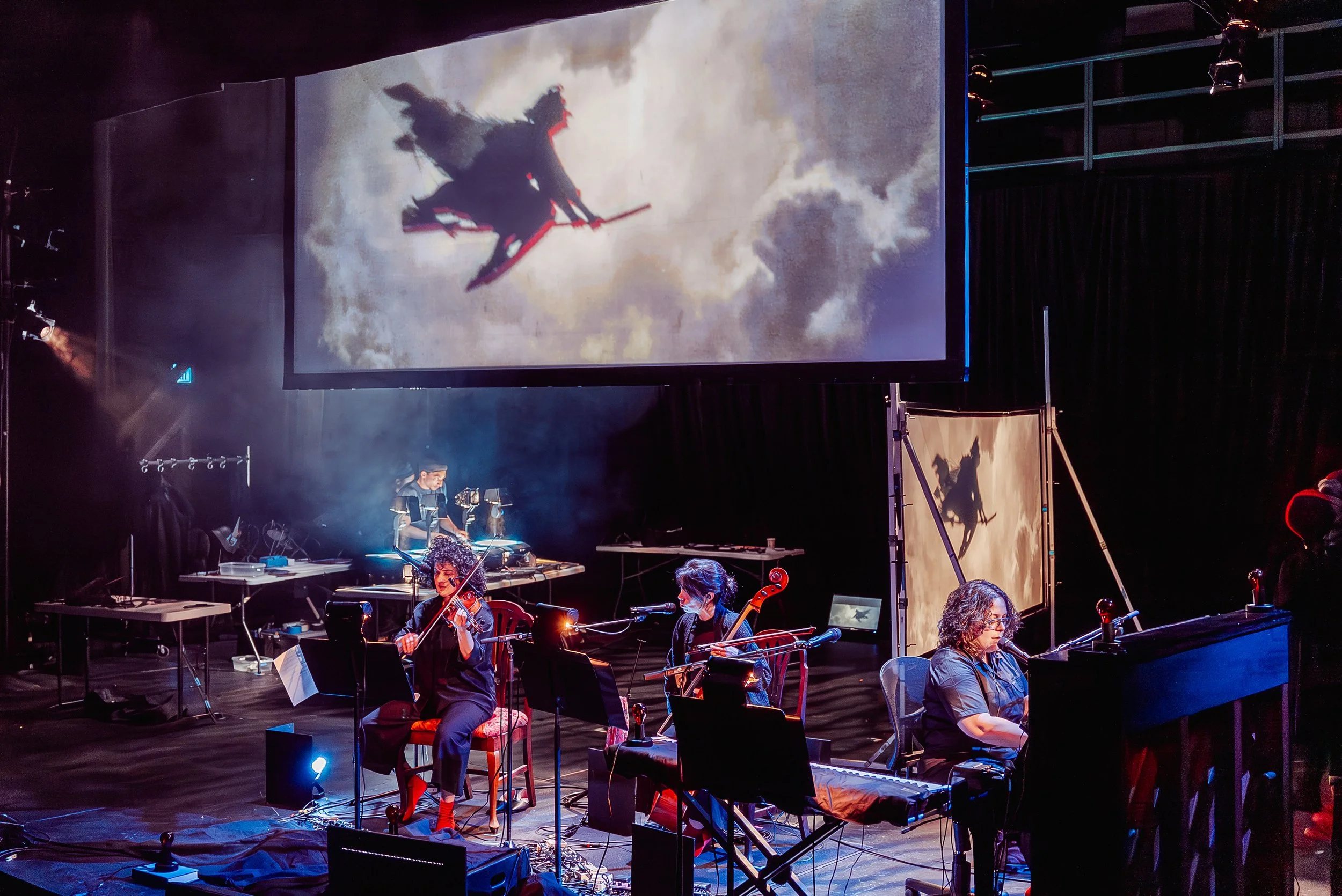 The 4th Witch Chi Puppet Fest-30 Photo by Charlie Doyle.jpg