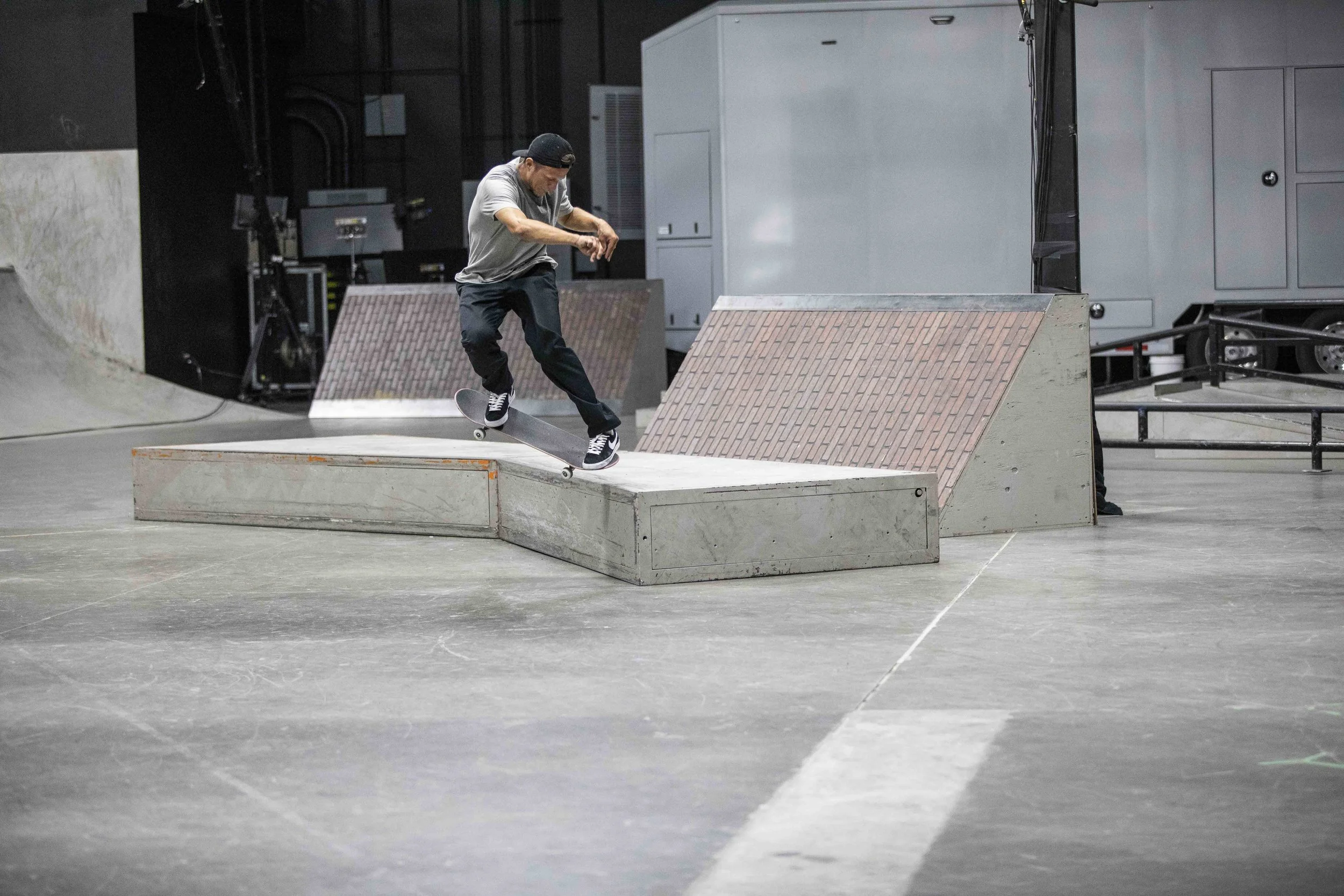 etn_puzzled_03_CarlosRibeiro_Nolliebs180SWgrind2_JustinCrawford.jpg