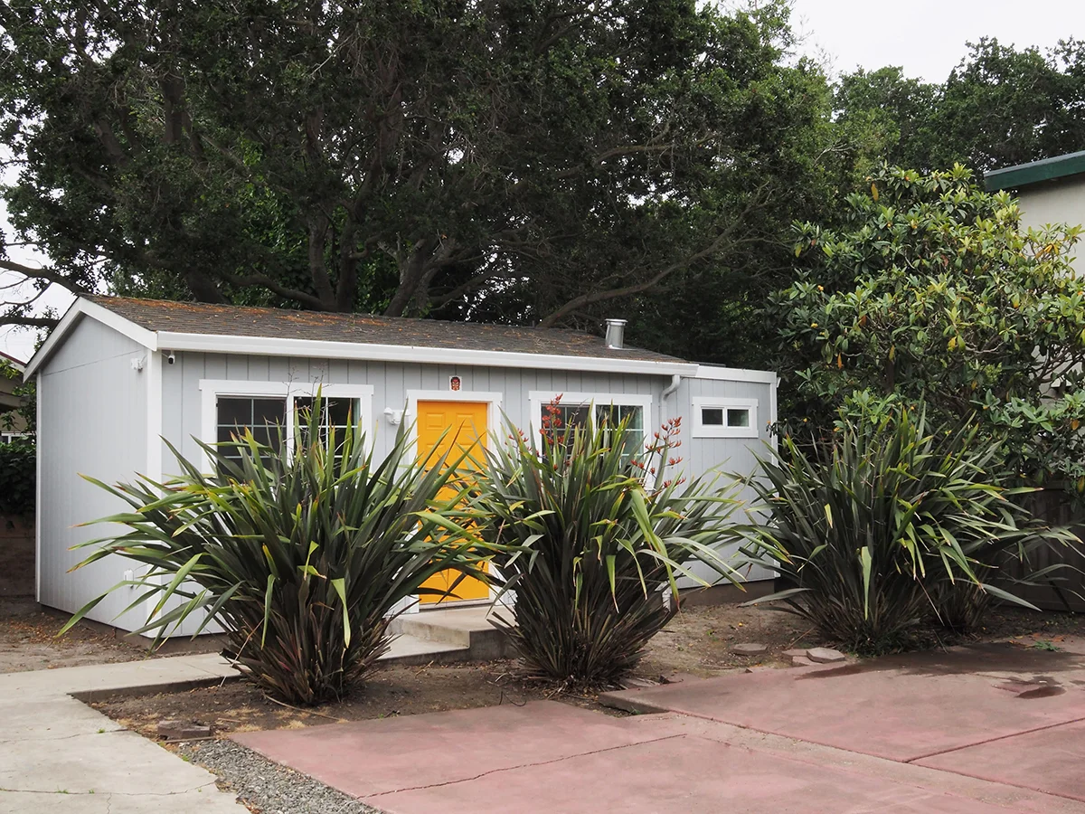 exterior-2.jpg
