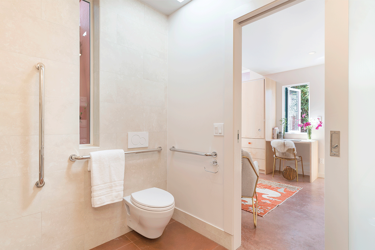 65th-bath-living.png