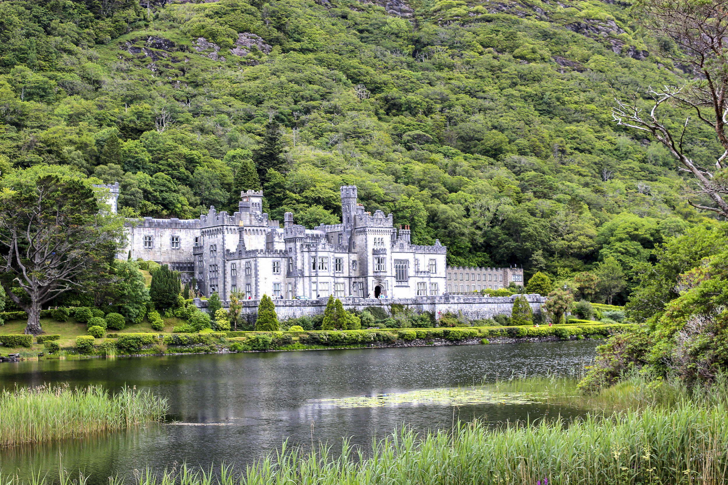 Kylemore Abbey.jpg