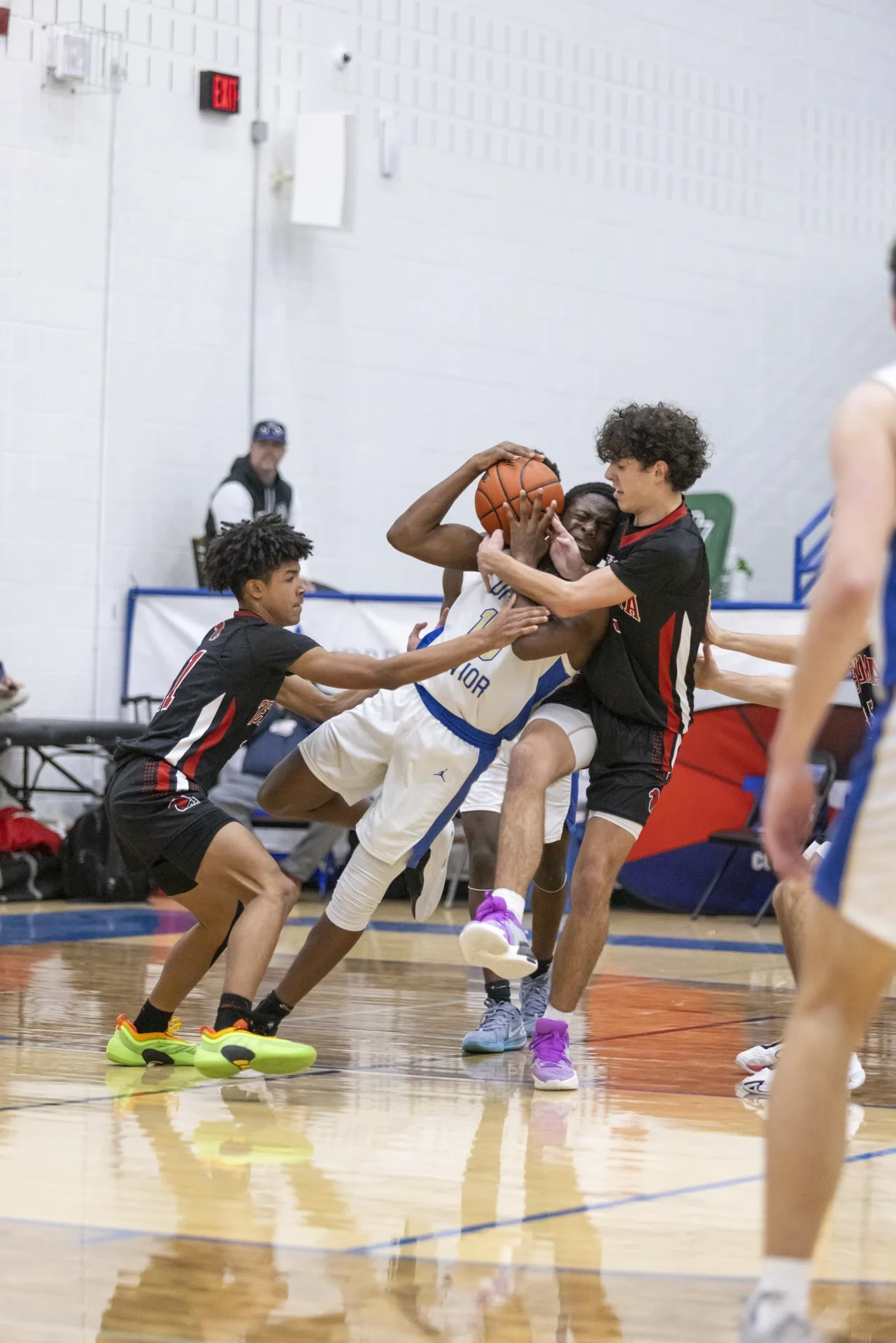 AbbyPfaffPhotography_basketball_1.jpg