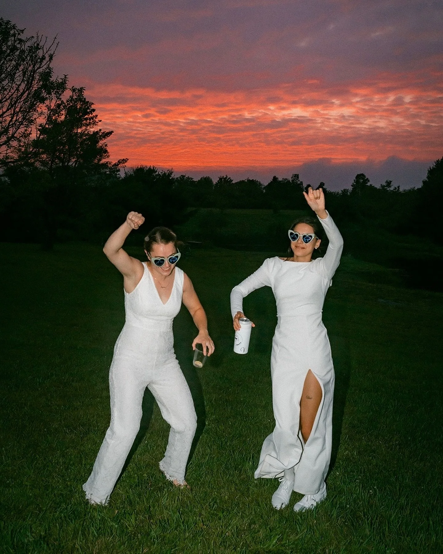 Devin &amp; Victoria 🌅😎💗

#syracusewedding #syracuseweddingphotography #cnywedding #cnyweddingphotographer #syracuseportraitphotographer