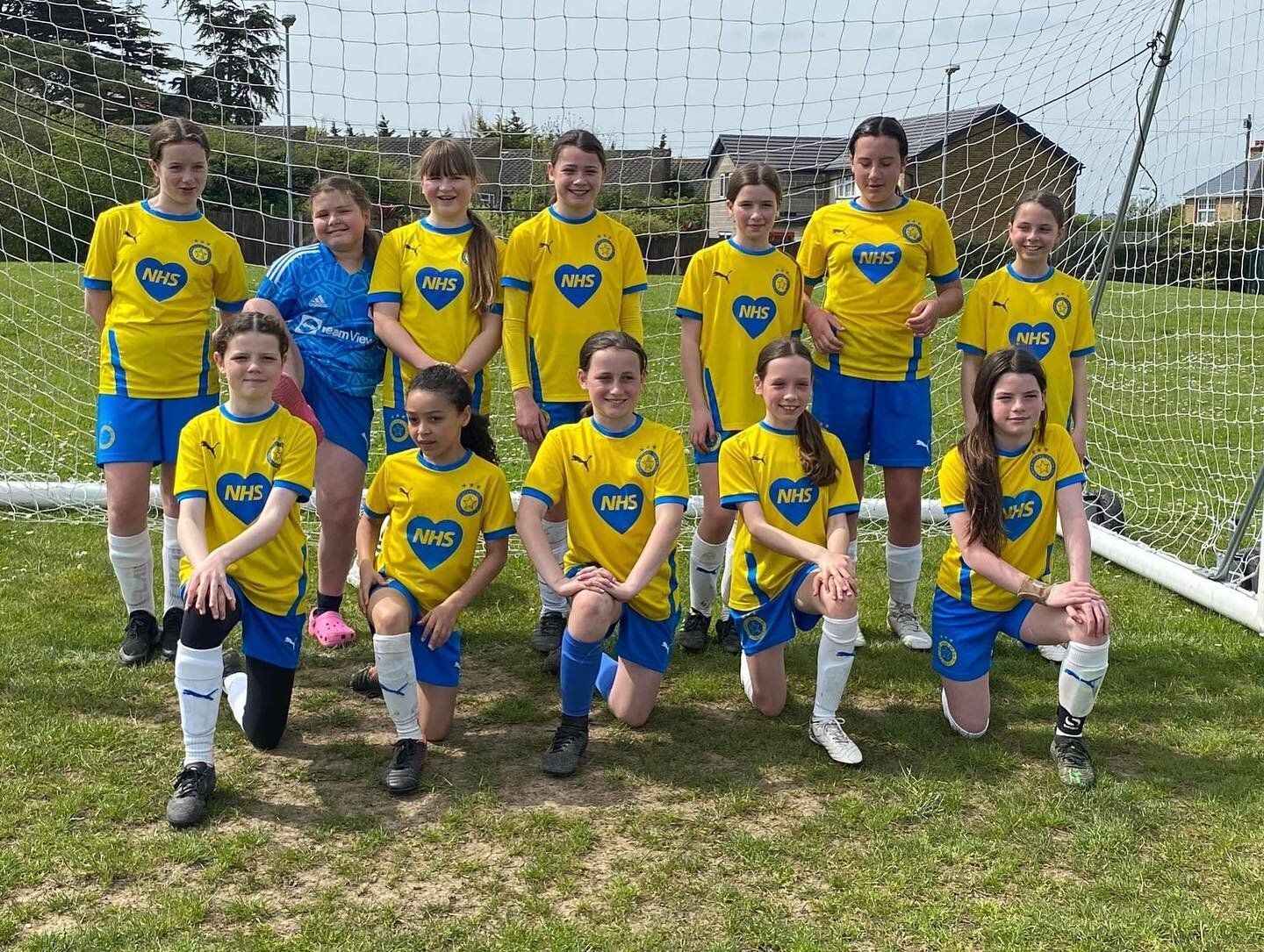 Lovely end to the season for Risers amazing U12 Girls, with an after match picnic and foot rounders 💛⚽️☀️

#risingstars #gorisers #pumafootball #pumateamwear #grassrootsfootball #kent #morethanjustafootballclub #youthfootball #u12girlsyellow
@kglfl.