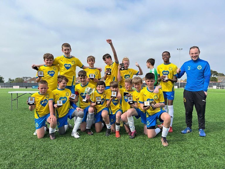 Massive congratulations to Risers U13 Whites on their 2-1 win against Tankerton in the FDYFL Cup Final this afternoon . 

It was a tense 70 minutes!  Risers had a brilliant first half, securing 2 early goals, and stepped up their defence second half 