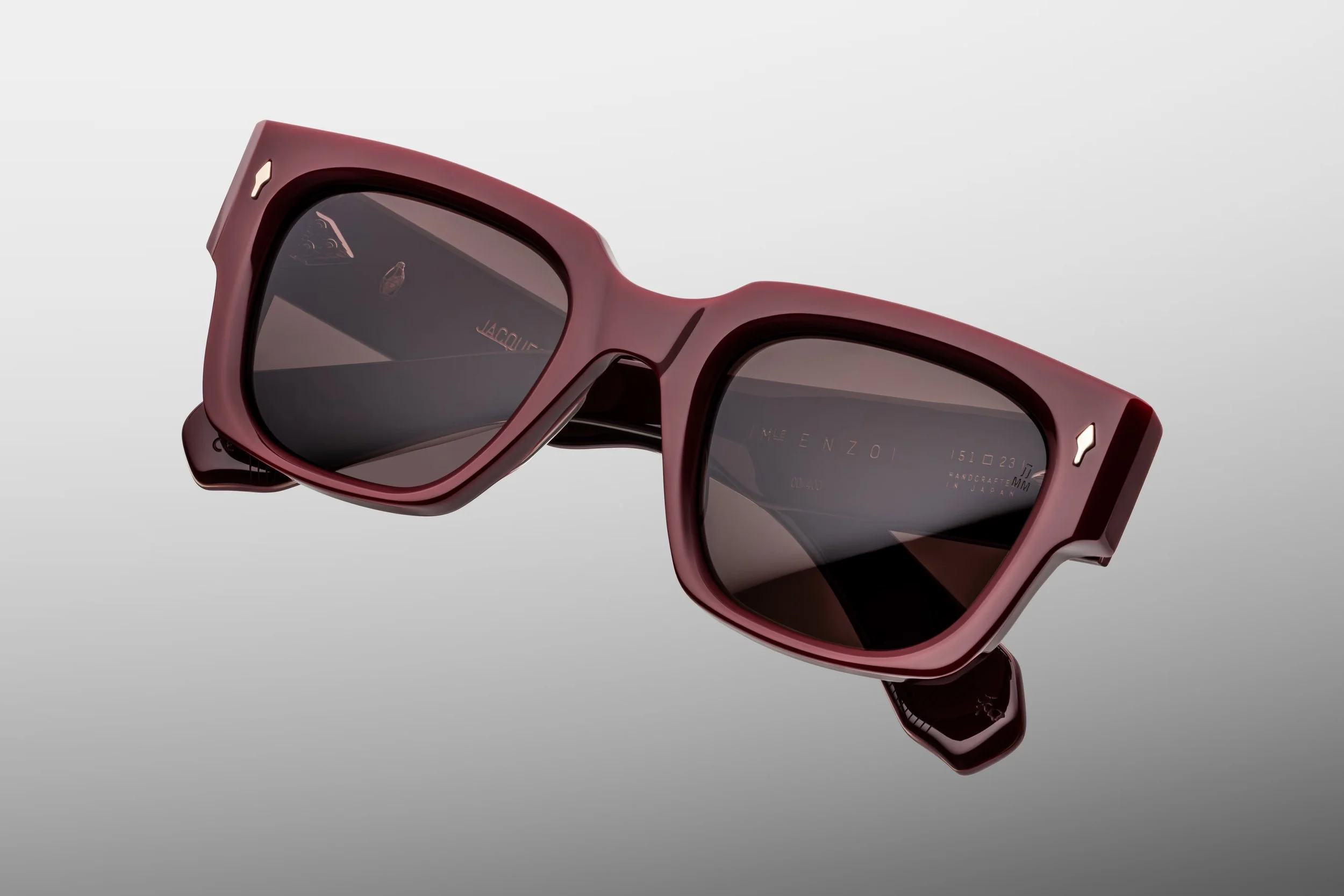 Enzo_Bordeaux_Detail-1_Cropped_5377x3585_a3t2dc.jpeg