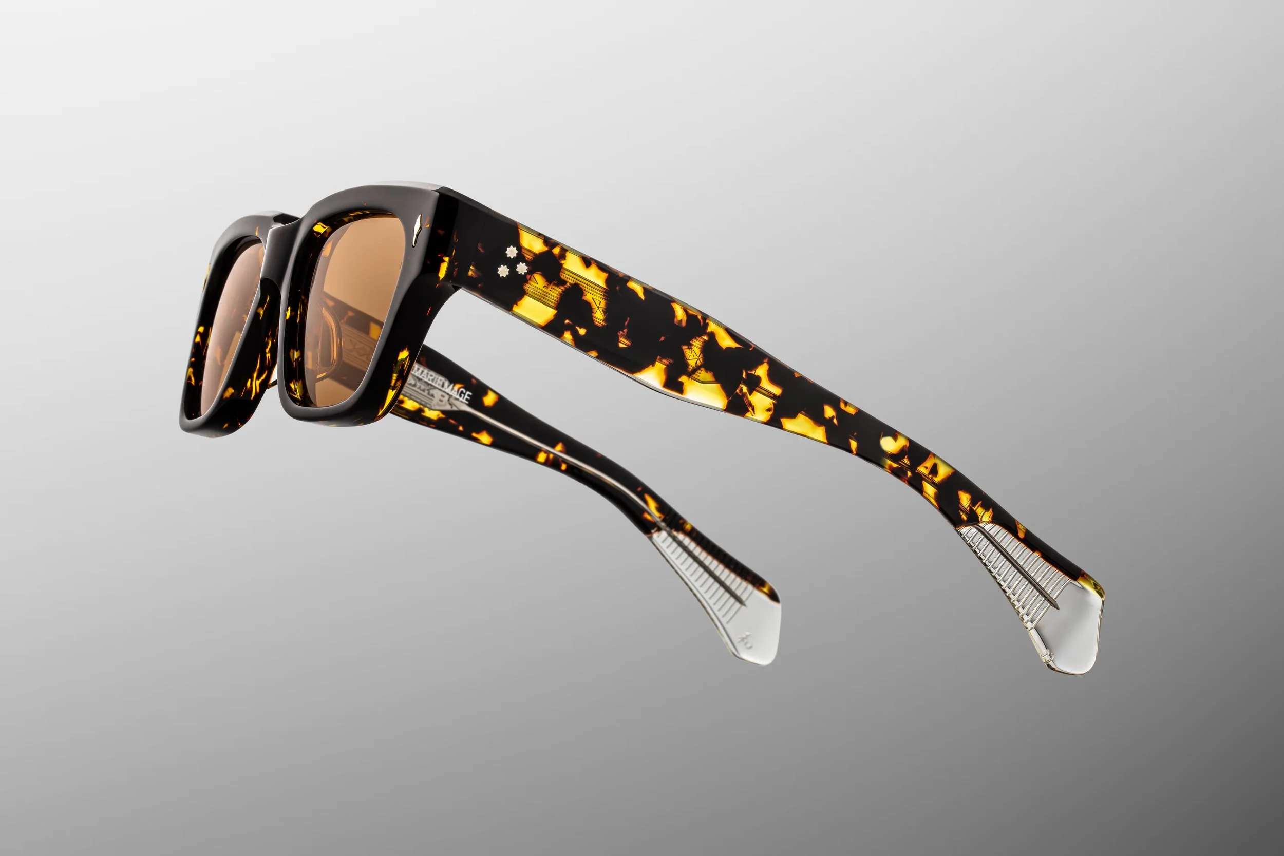 Fellini_Tokyo_Detail-3_Cropped_5377x3585_fhybi0.jpeg
