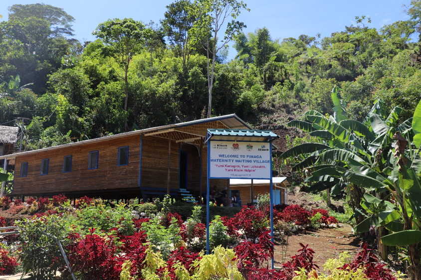 The village incorporates the Department of Health’s “healthy island” concept and was funded by the Oil Search Foundation (OSF).