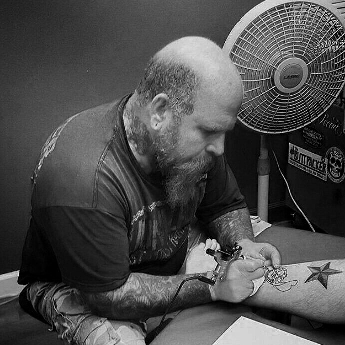 Chuck - Tattooer