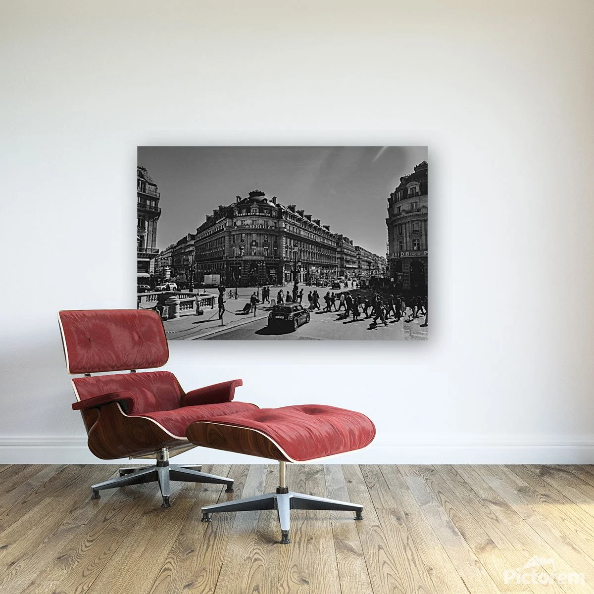 55x37 Red Chair Sweet Spot.jpg