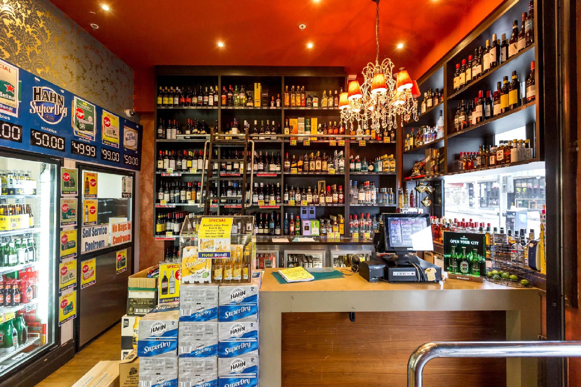14712695-jpg-bottle-shop--v14712695-2000-d85ed137b-w2000-h1333-q75.jpg