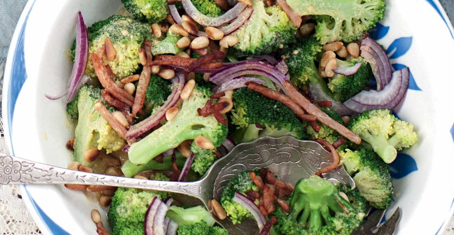 Broccoli &amp; pine nut salad 