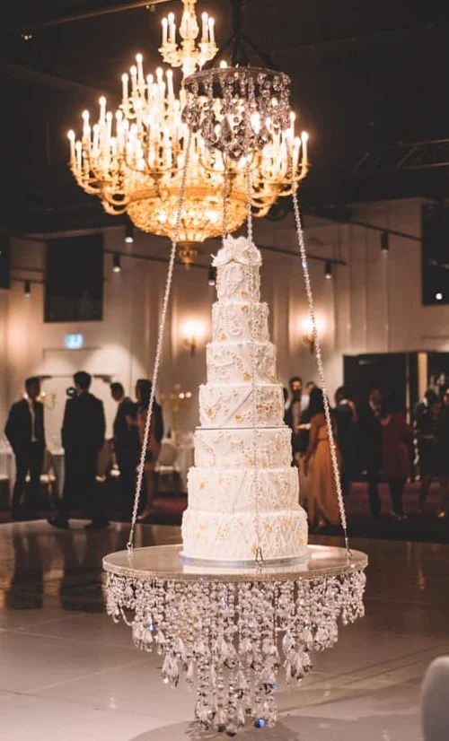 7-tier luxury wedding cake hire