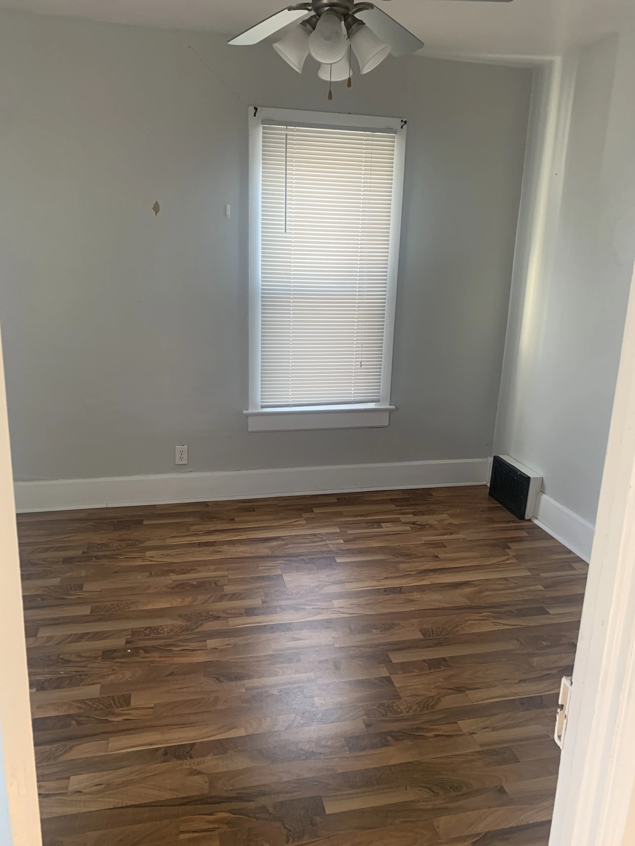  spare bedroom  