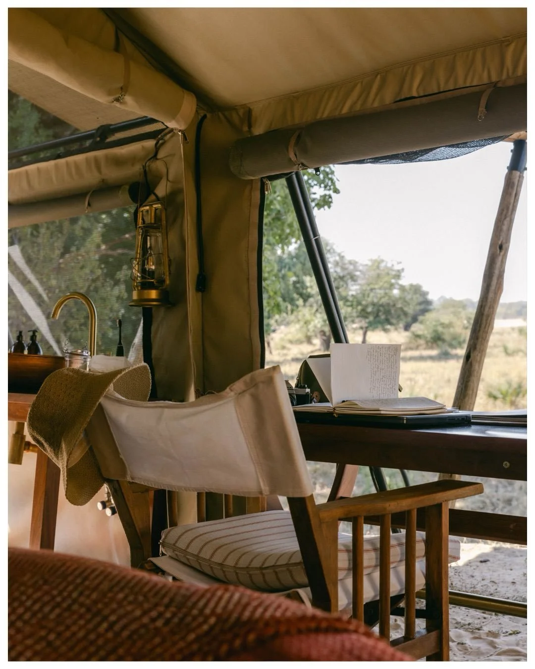 On the lookout for Robert Redford at Luwi camp @timeandtideafrica 

#zambia #safari #outofafrica