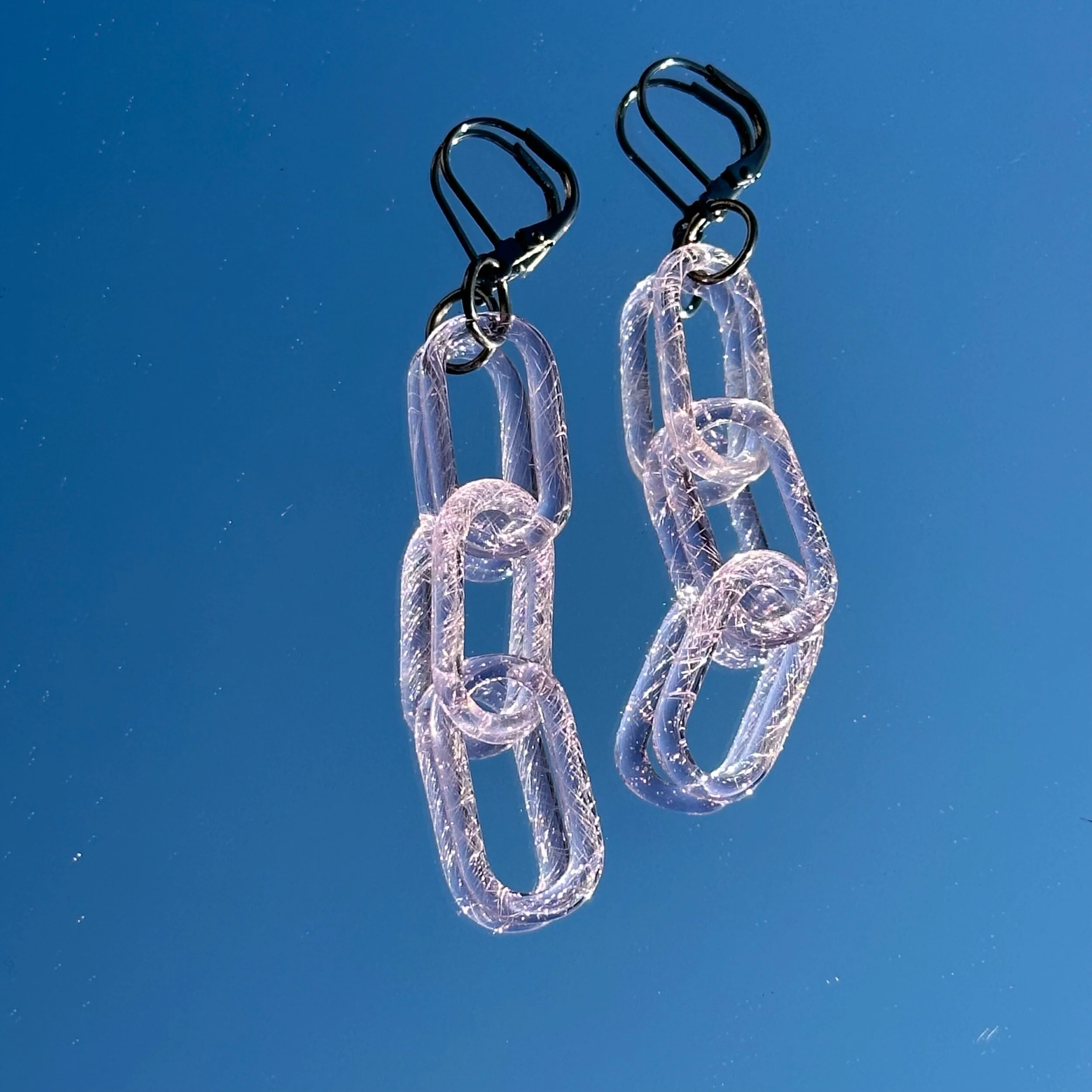 B5B0ECAA-D919-4BF4-ACBE-16B8E9C2ED67