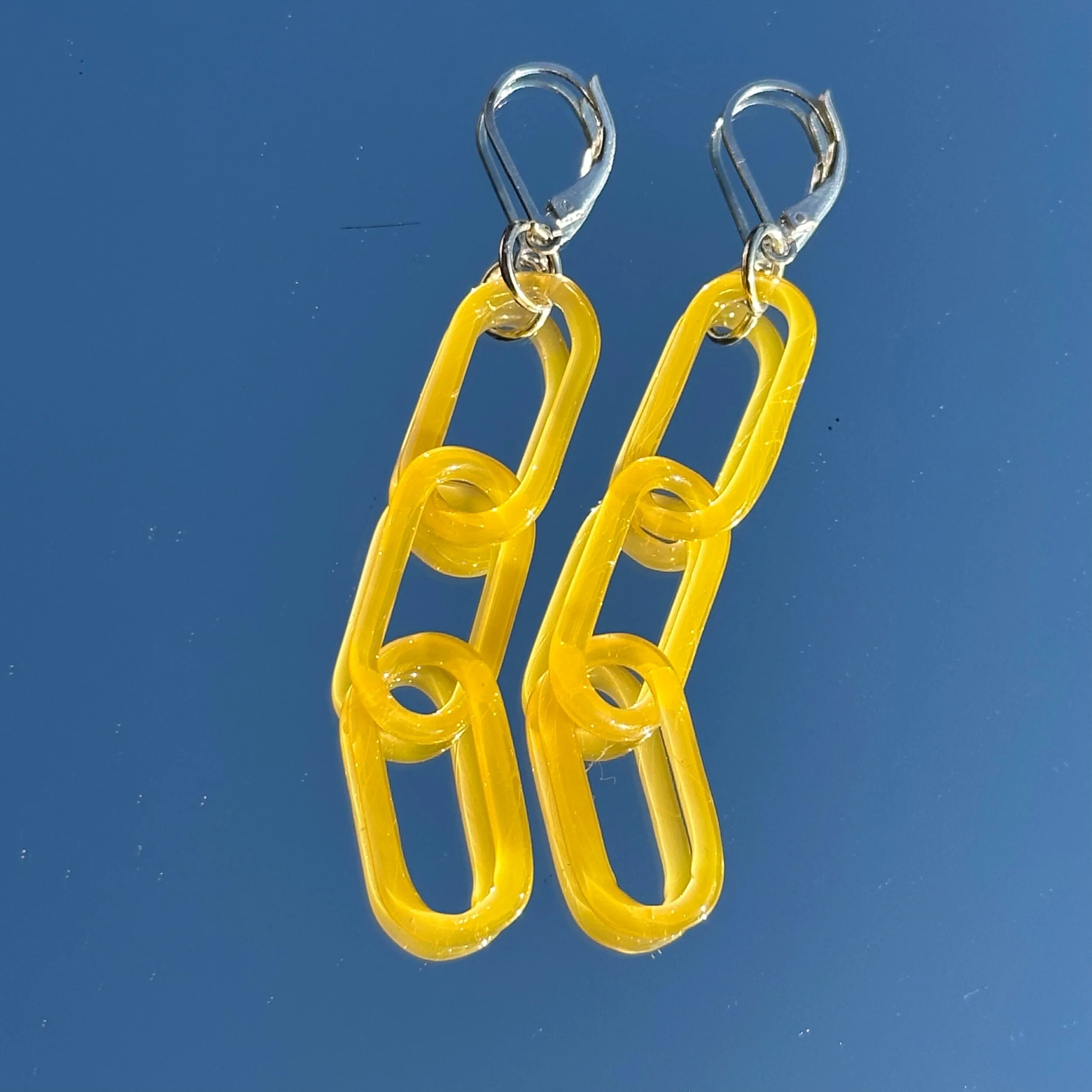 C280E85A-6EE9-4795-A091-BBDA9B35F892